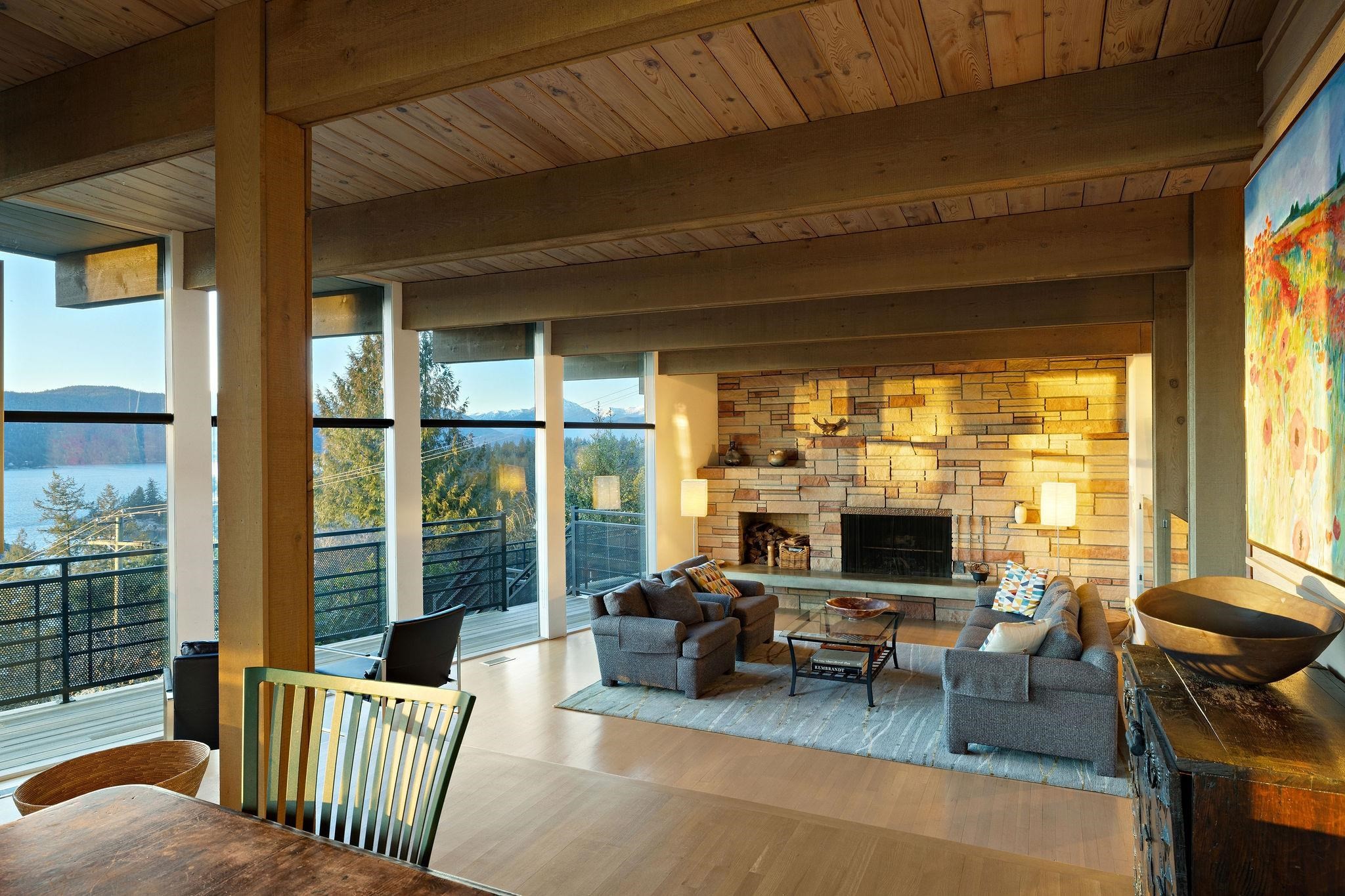 6235 Overstone Drive, West Vancouver, BC