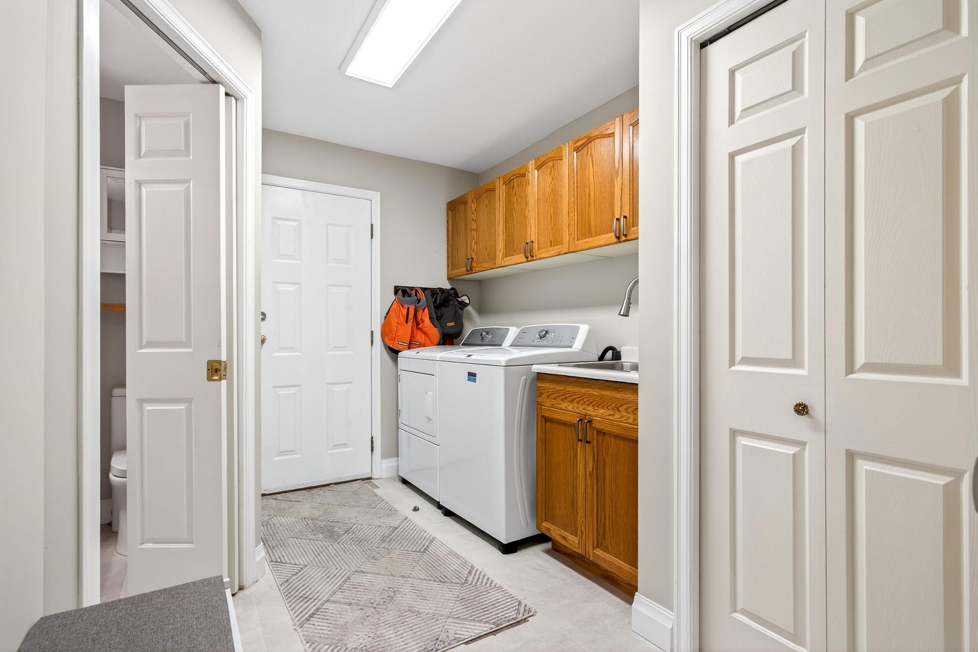 2572 Fuchsia Place, Coquitlam, BC