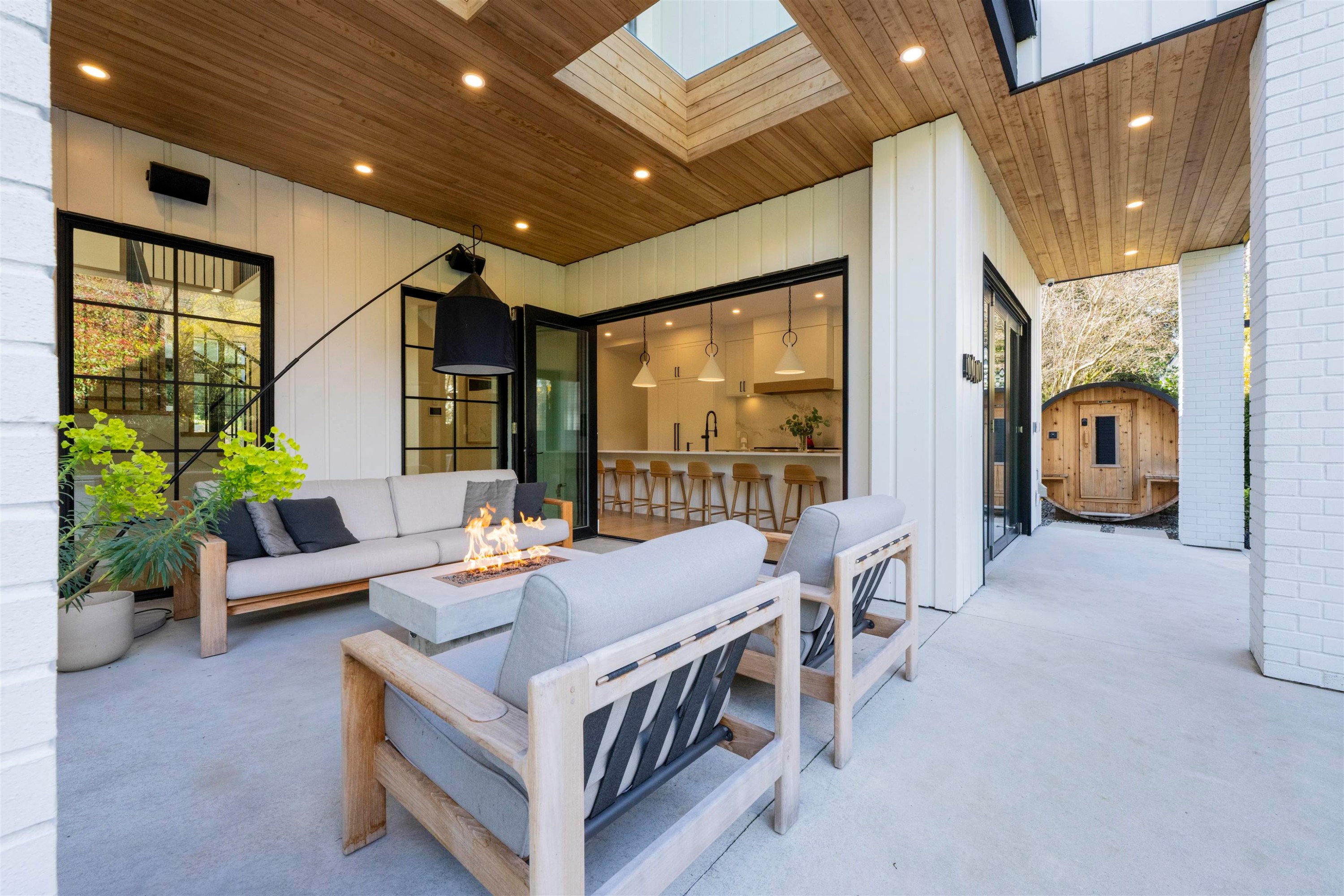 4050 Ripple Place, West Vancouver, BC