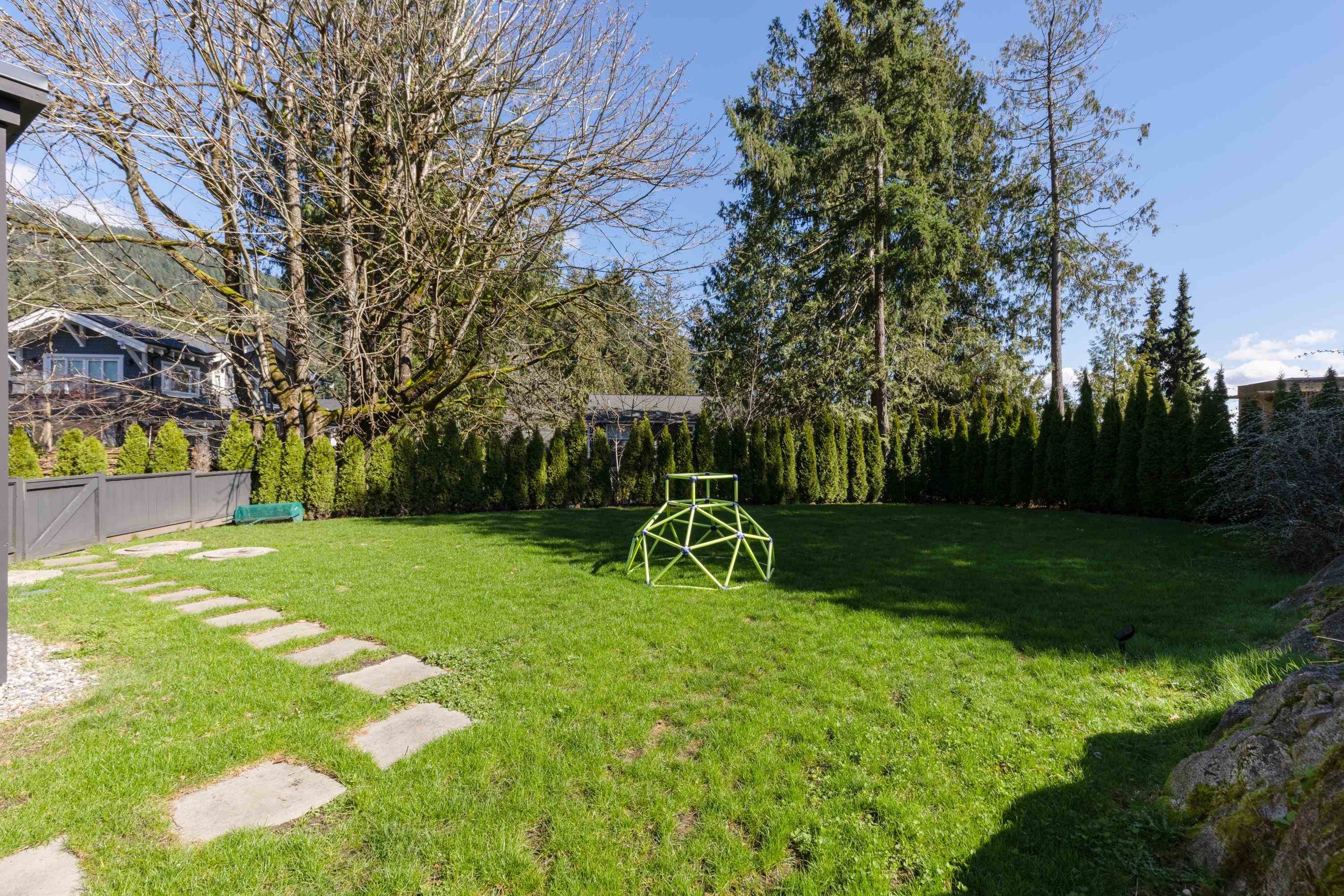 4050 Ripple Place, West Vancouver, BC