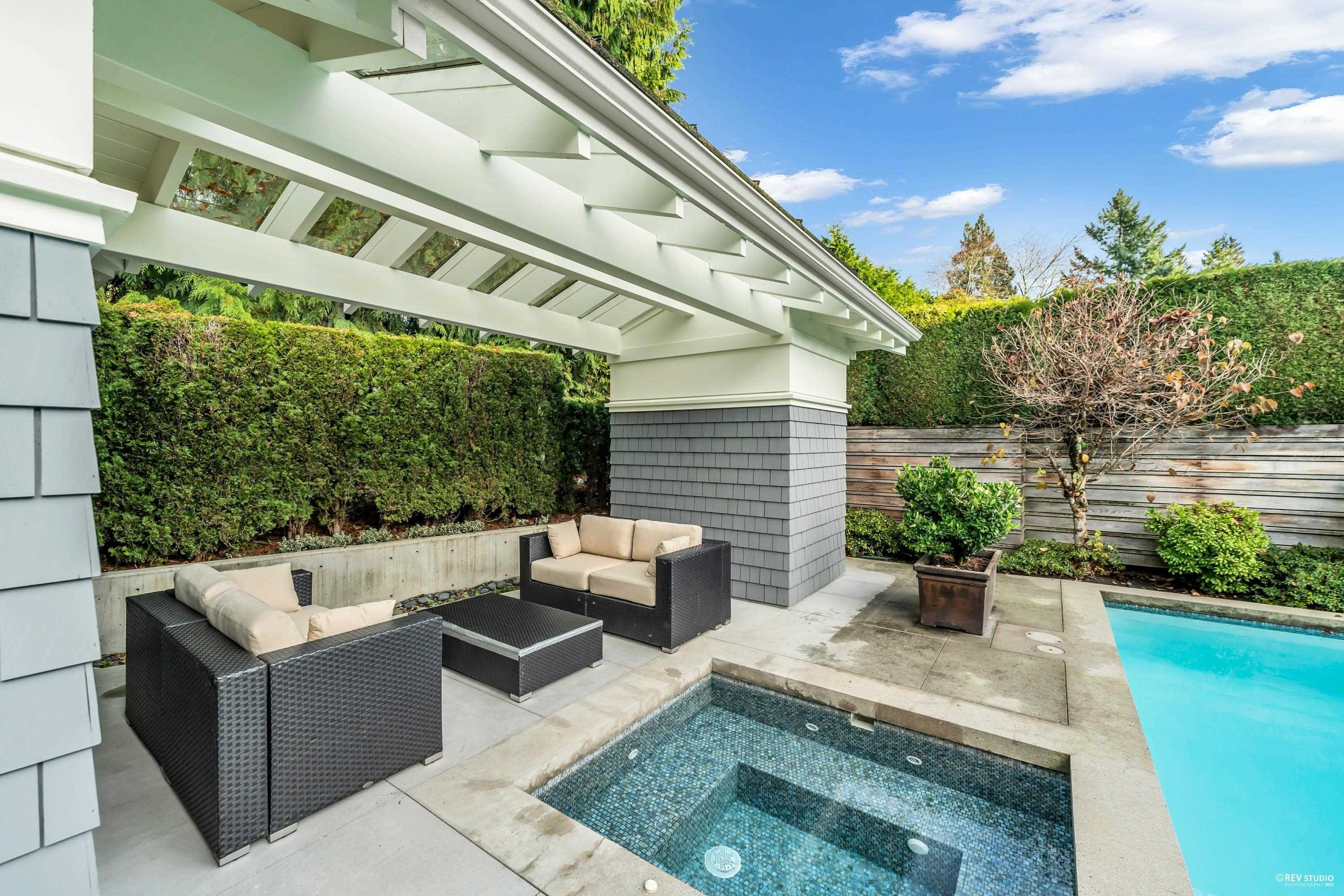 4358 Erwin Drive, West Vancouver, BC