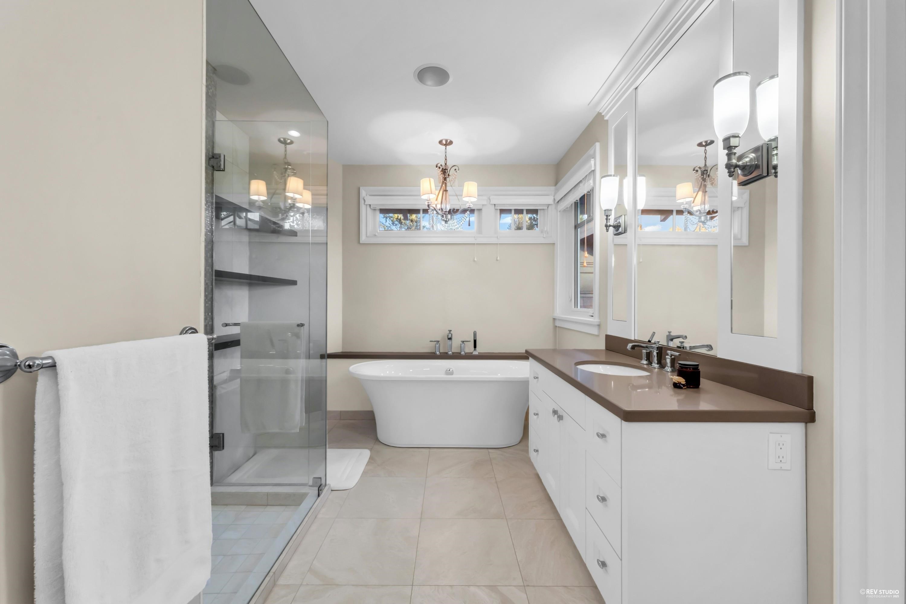 4358 Erwin Drive, West Vancouver, BC
