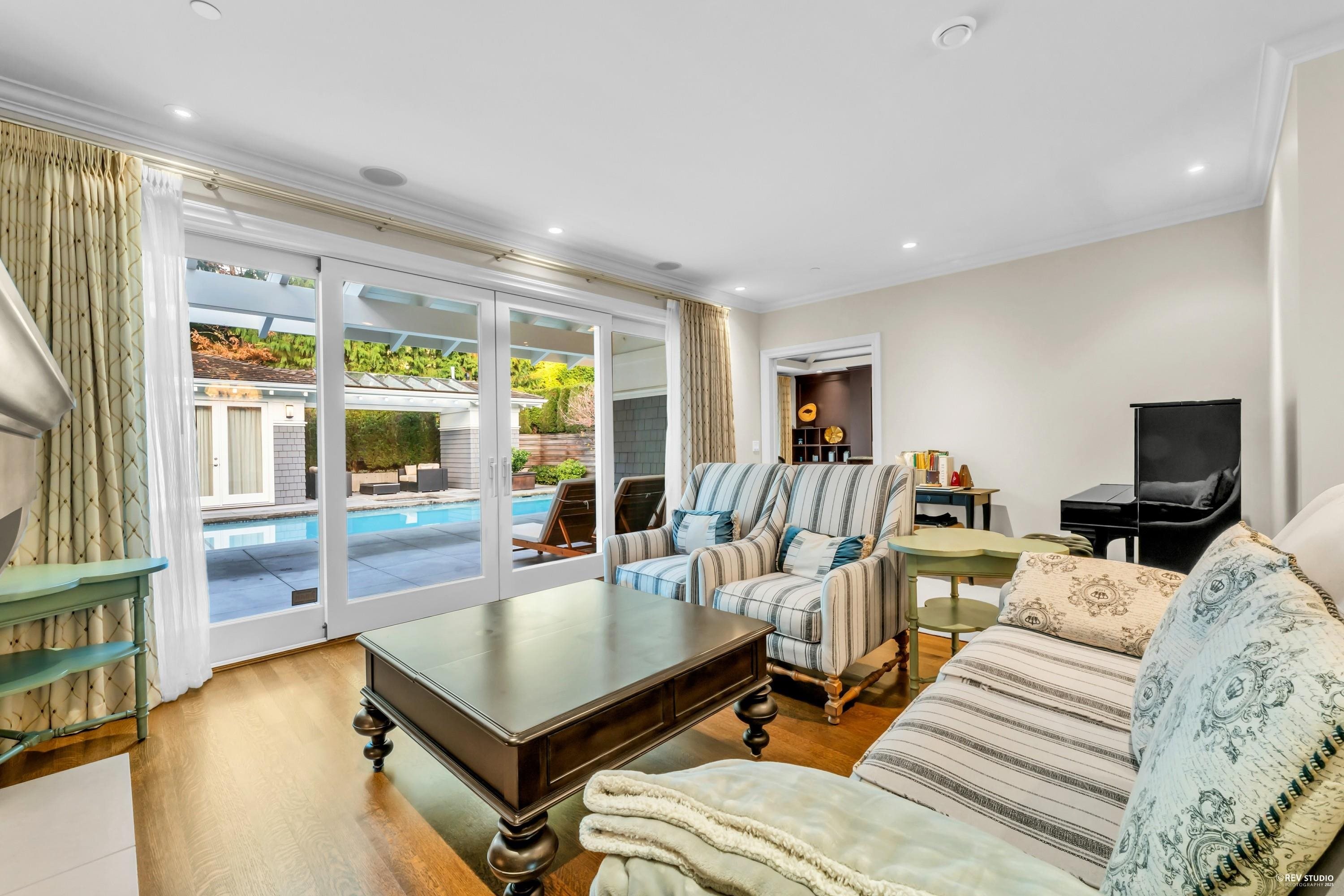 4358 Erwin Drive, West Vancouver, BC