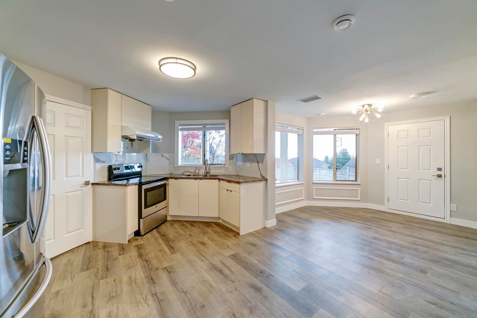 2962 Robson Drive, Coquitlam, BC