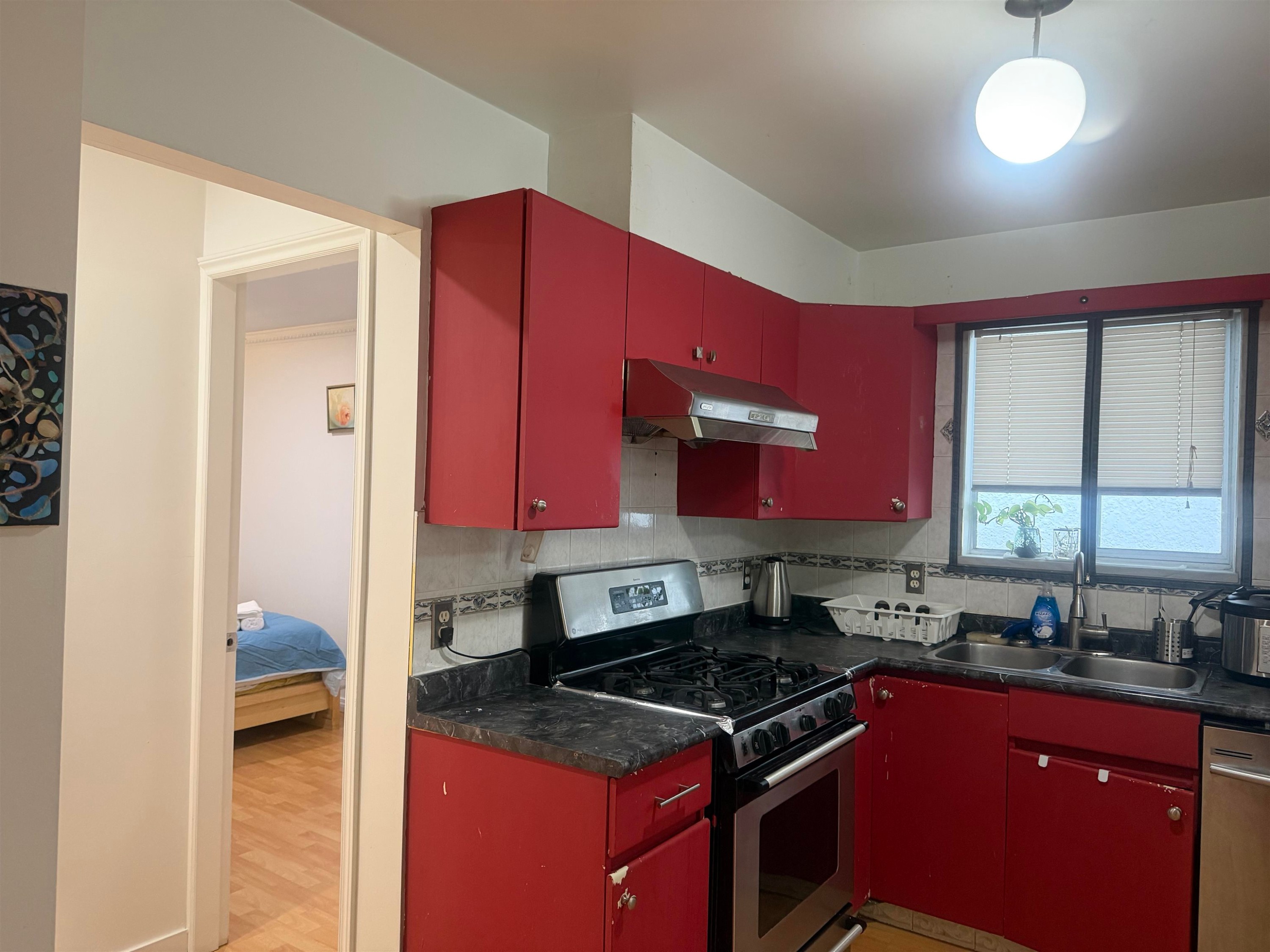 1440 King Edward Avenue E, Vancouver, BC