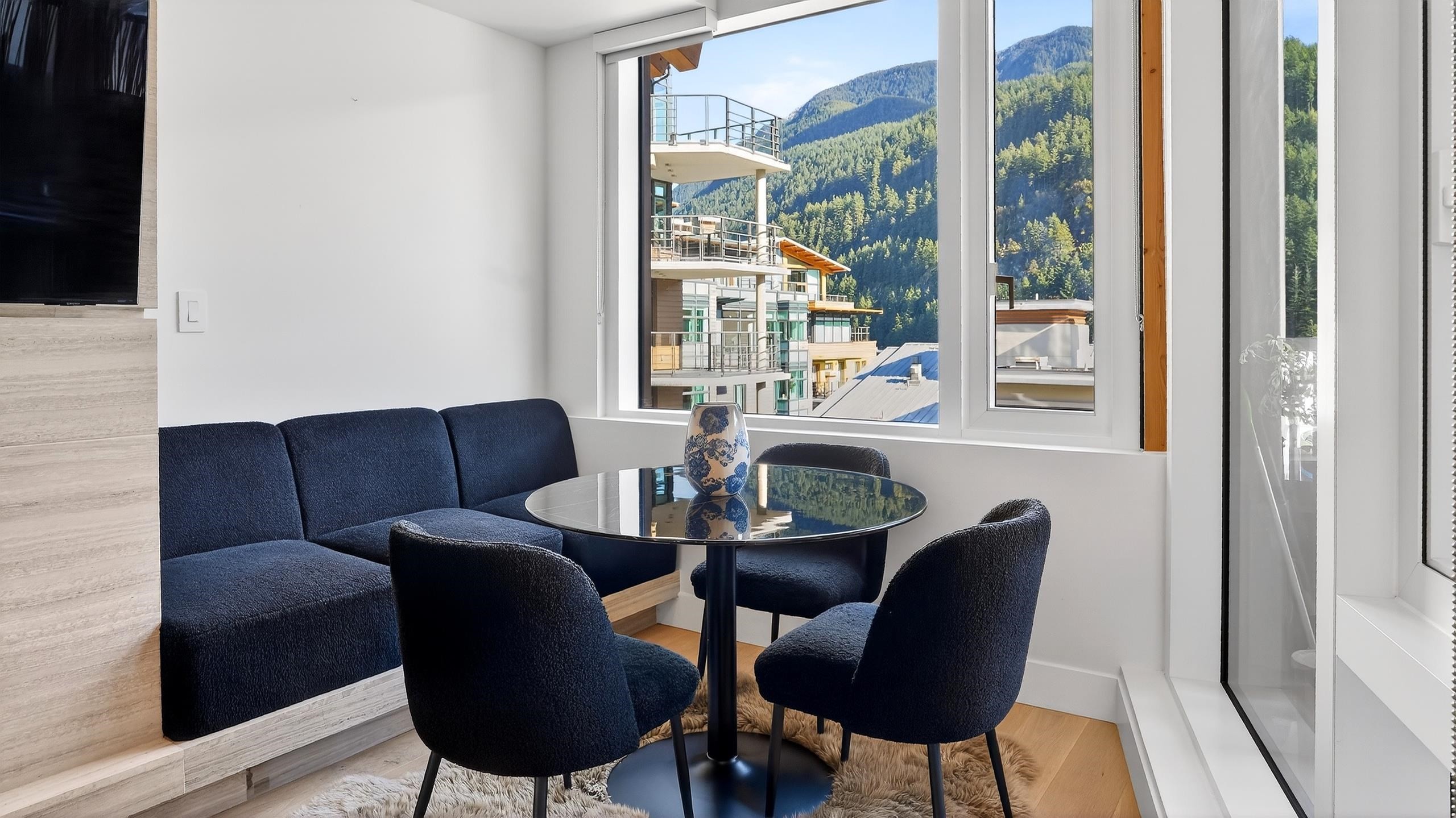 506-6687 Nelson Avenue, West Vancouver, BC