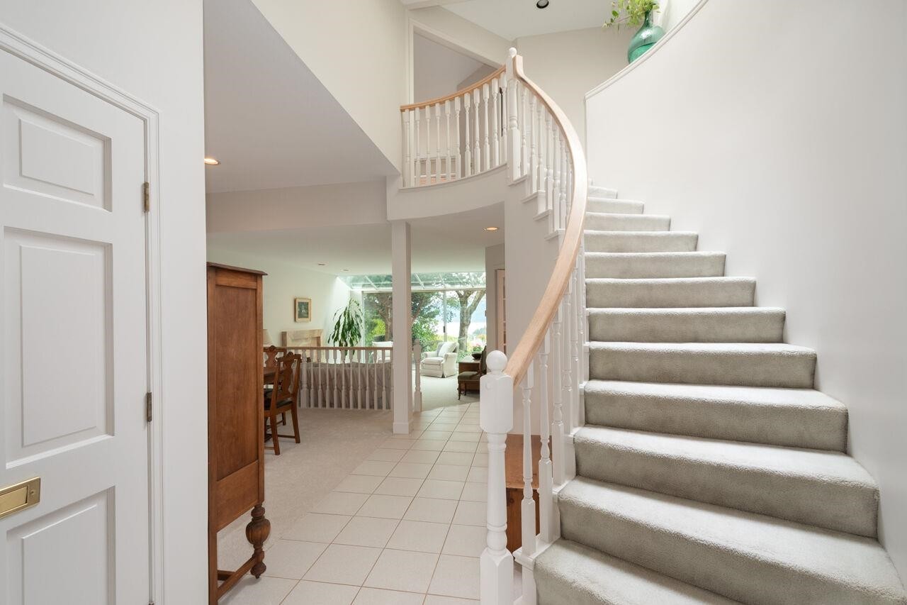 5436 Westhaven Place, West Vancouver, BC