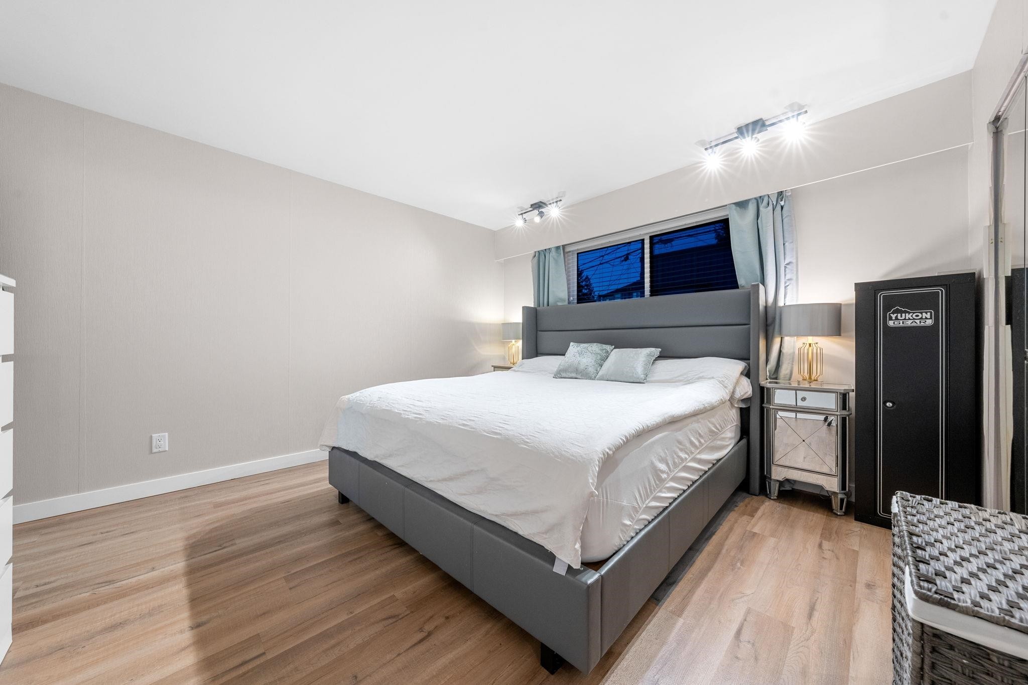 2131 Fraserview Drive, Vancouver, BC