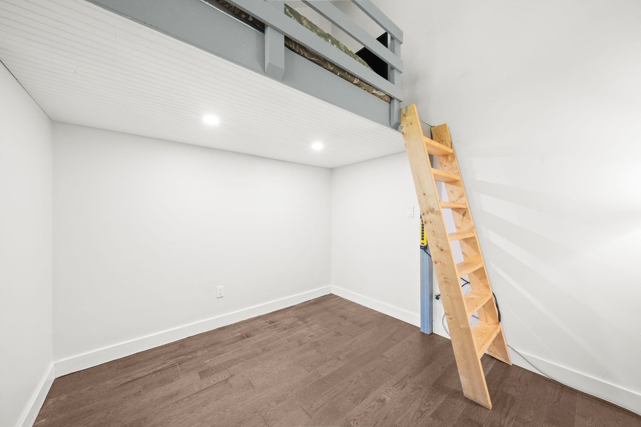 4707 Cedarglen Place, Burnaby, BC