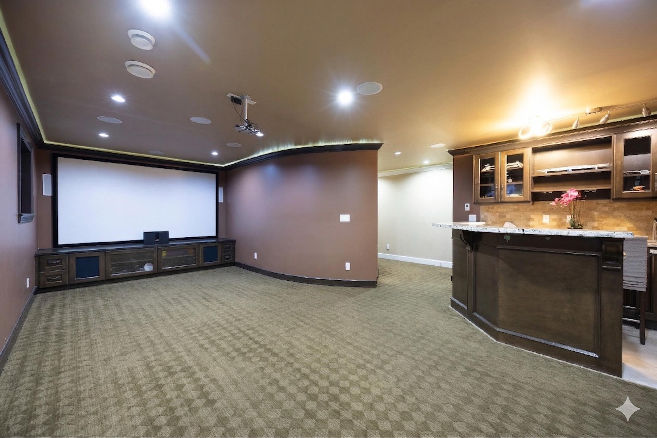 913 Quadling Avenue, Coquitlam, BC