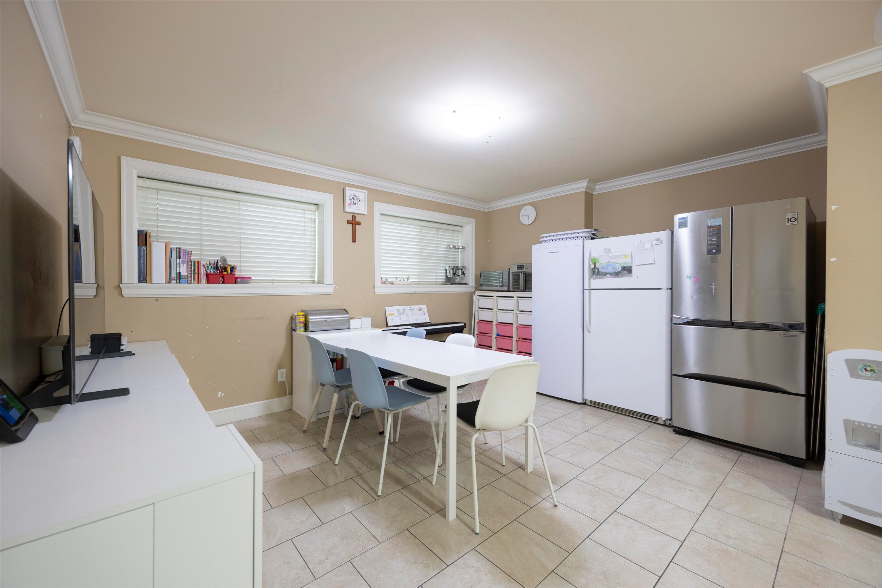 913 Quadling Avenue, Coquitlam, BC