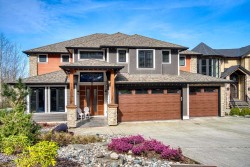 11011 Carmichael Street Maple Ridge, BC V2W 0H3