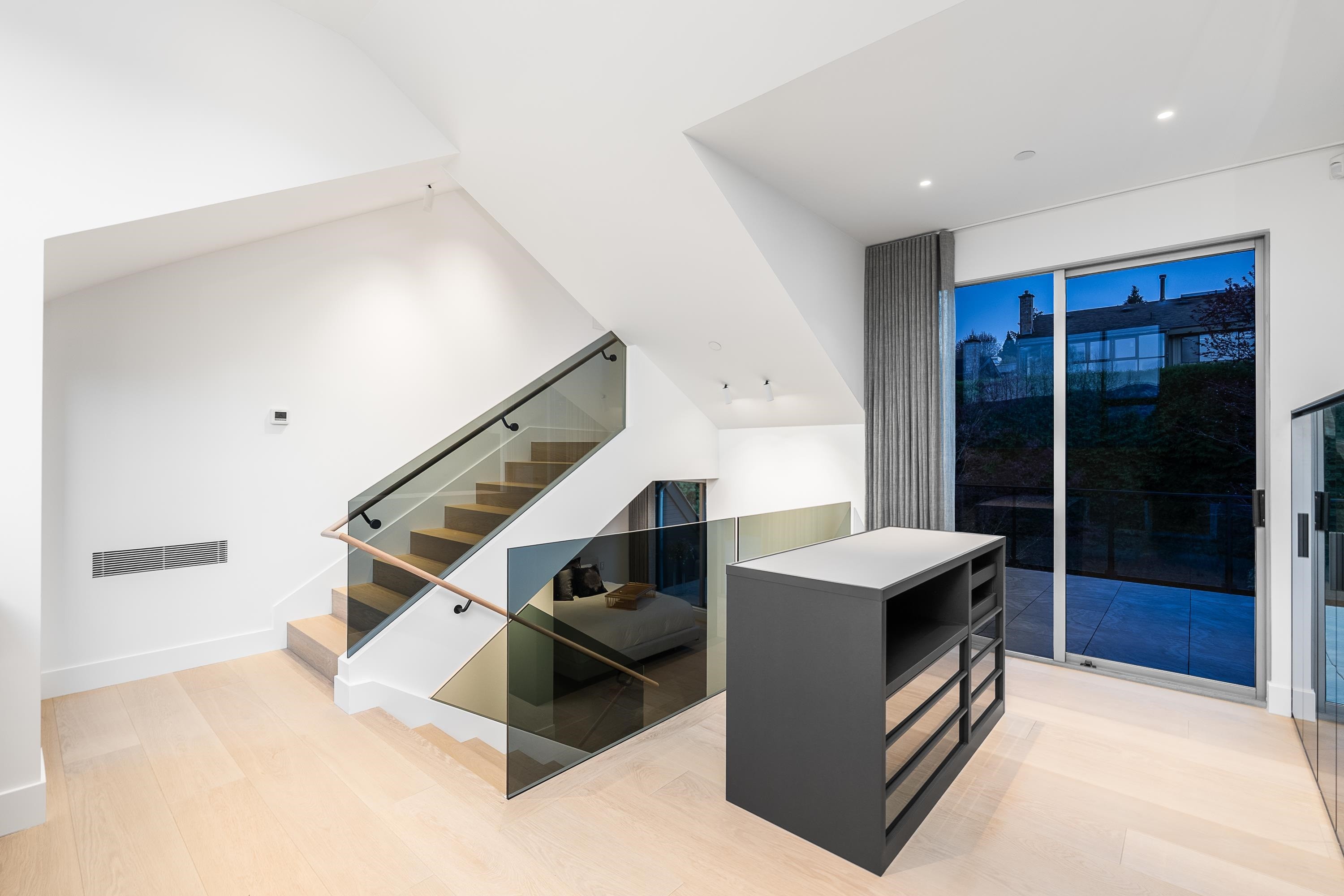 4416 1St Avenue W, Vancouver, BC