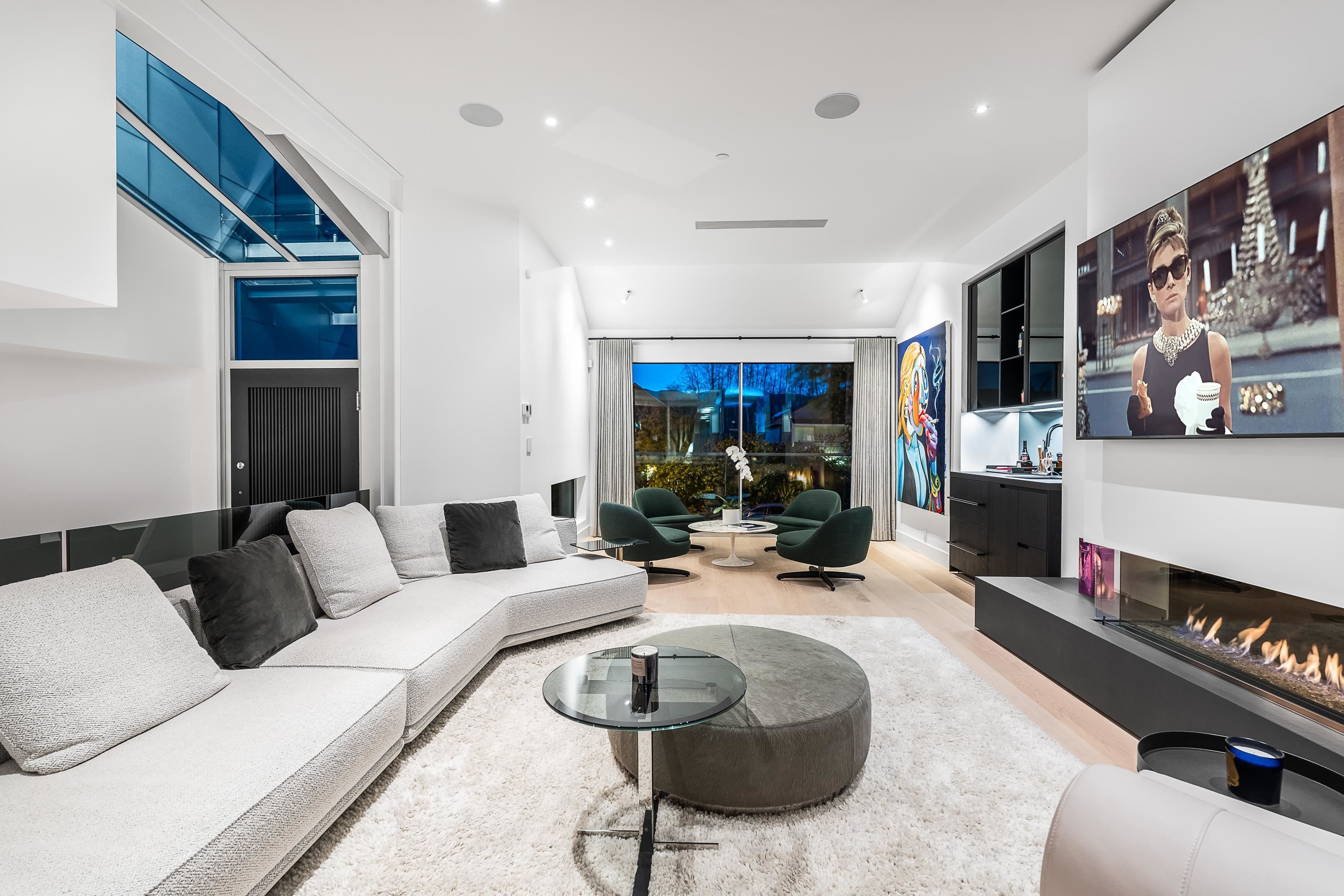 4416 1St Avenue W, Vancouver, BC