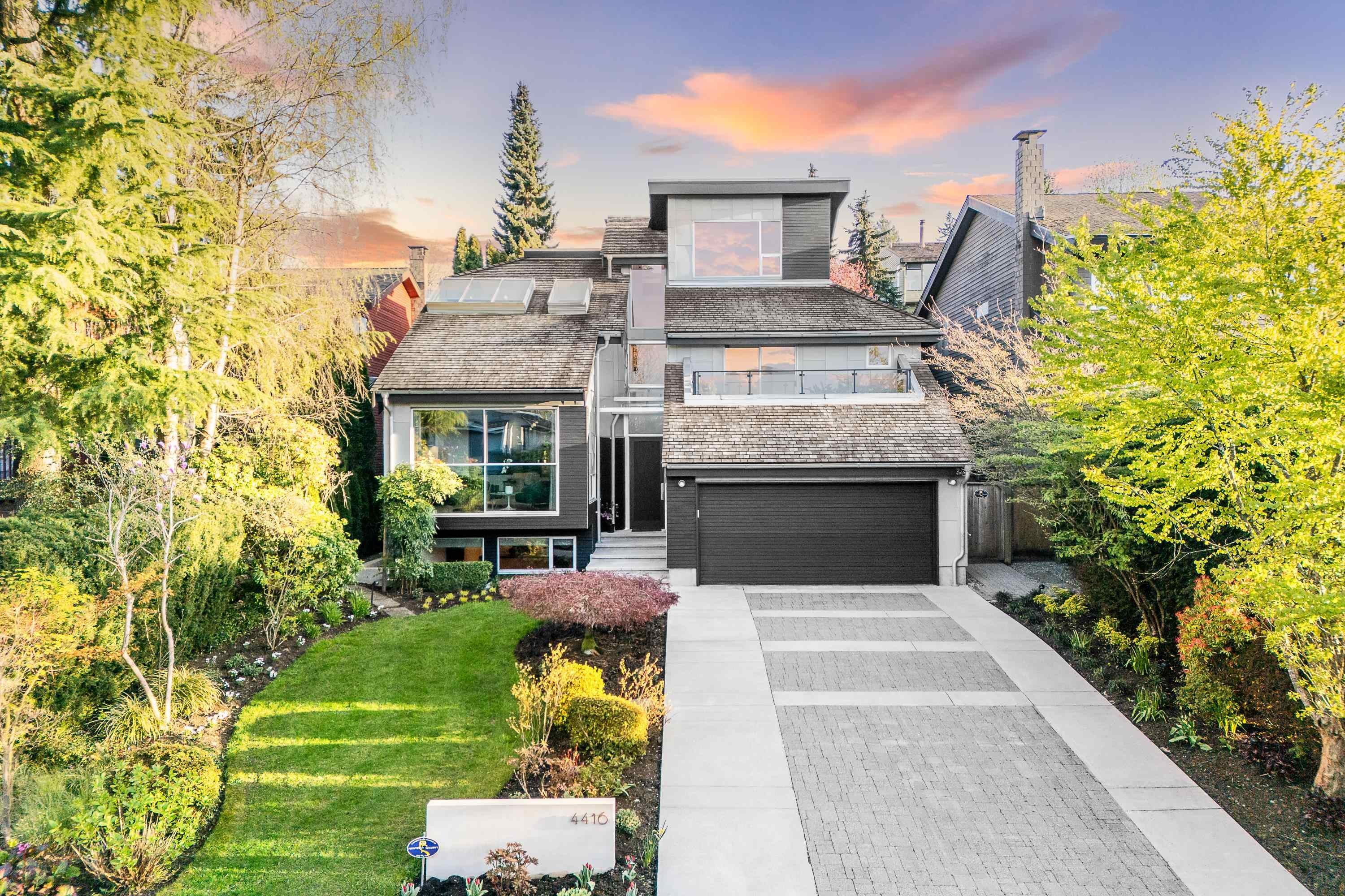 4416 1St Avenue W, Vancouver, BC