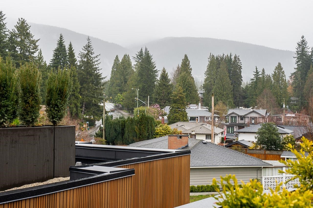 3161 Canfield Crescent, North Vancouver, BC