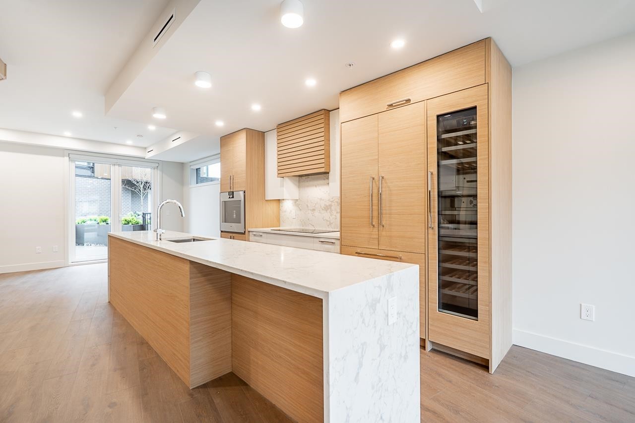 3161 Canfield Crescent, North Vancouver, BC