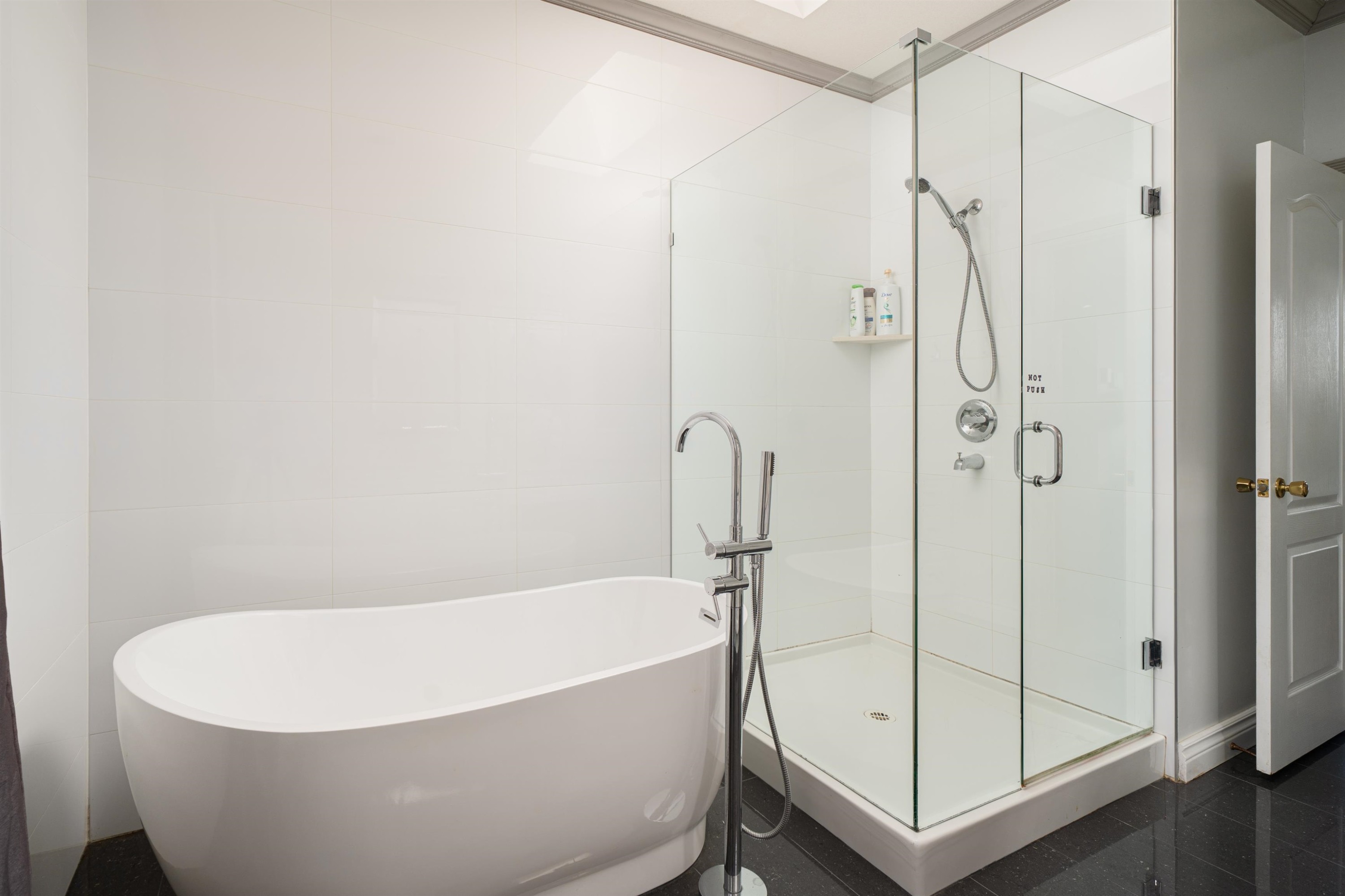 10684 Aintree Place, Richmond, BC