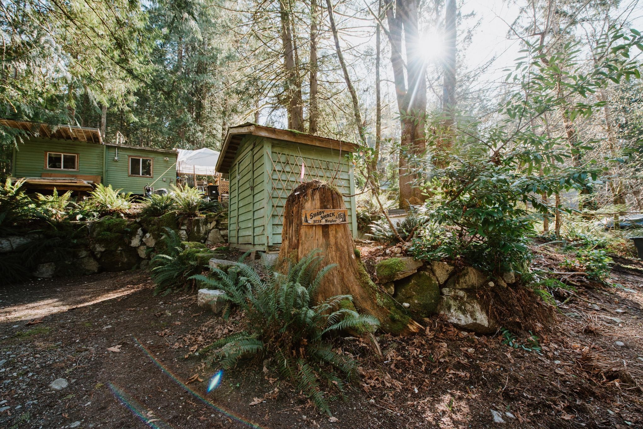 5735 Naylor Road, Sechelt, BC