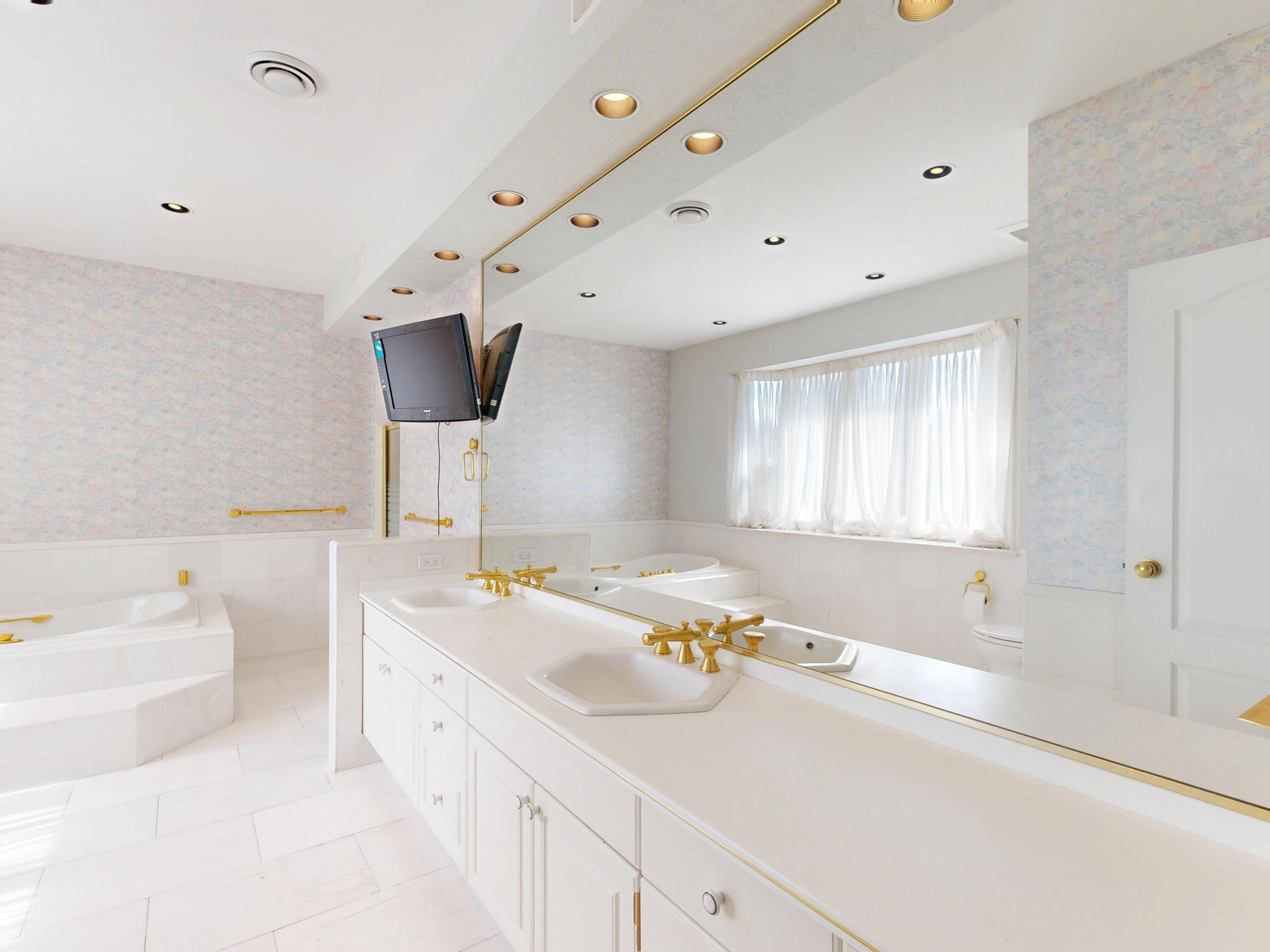 1510 33Rd Avenue W, Vancouver, BC