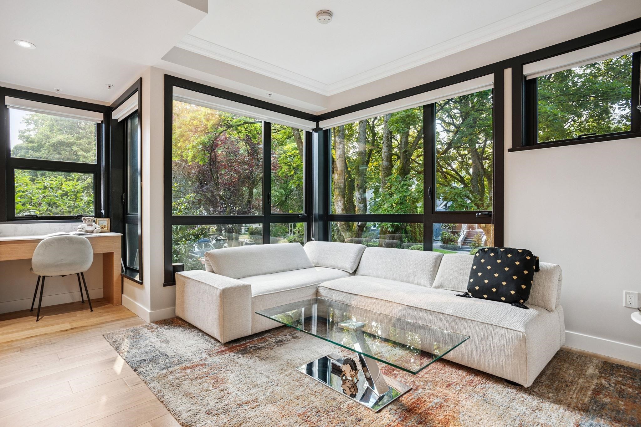 201-3669 11Th Avenue W, Vancouver, BC