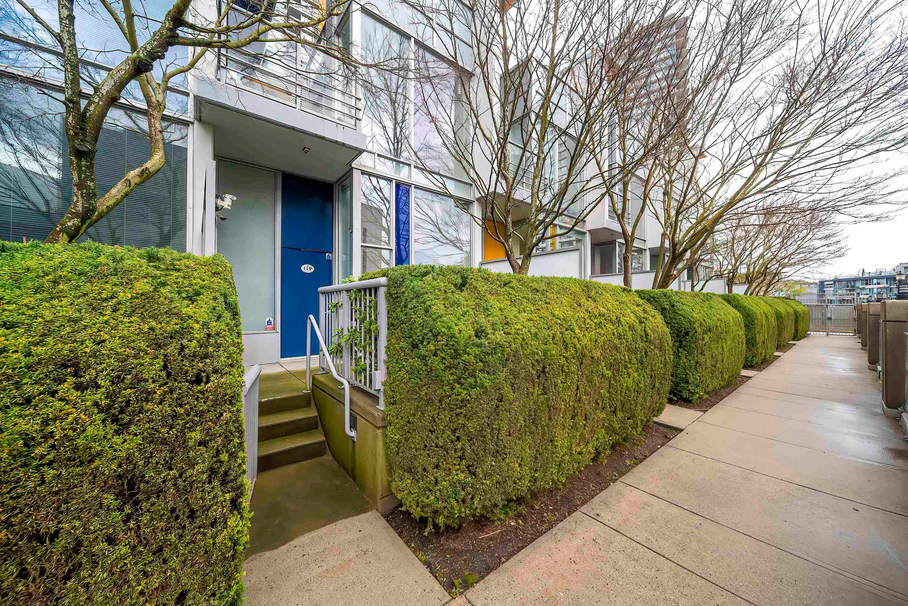 119 Regiment Square, Vancouver, BC