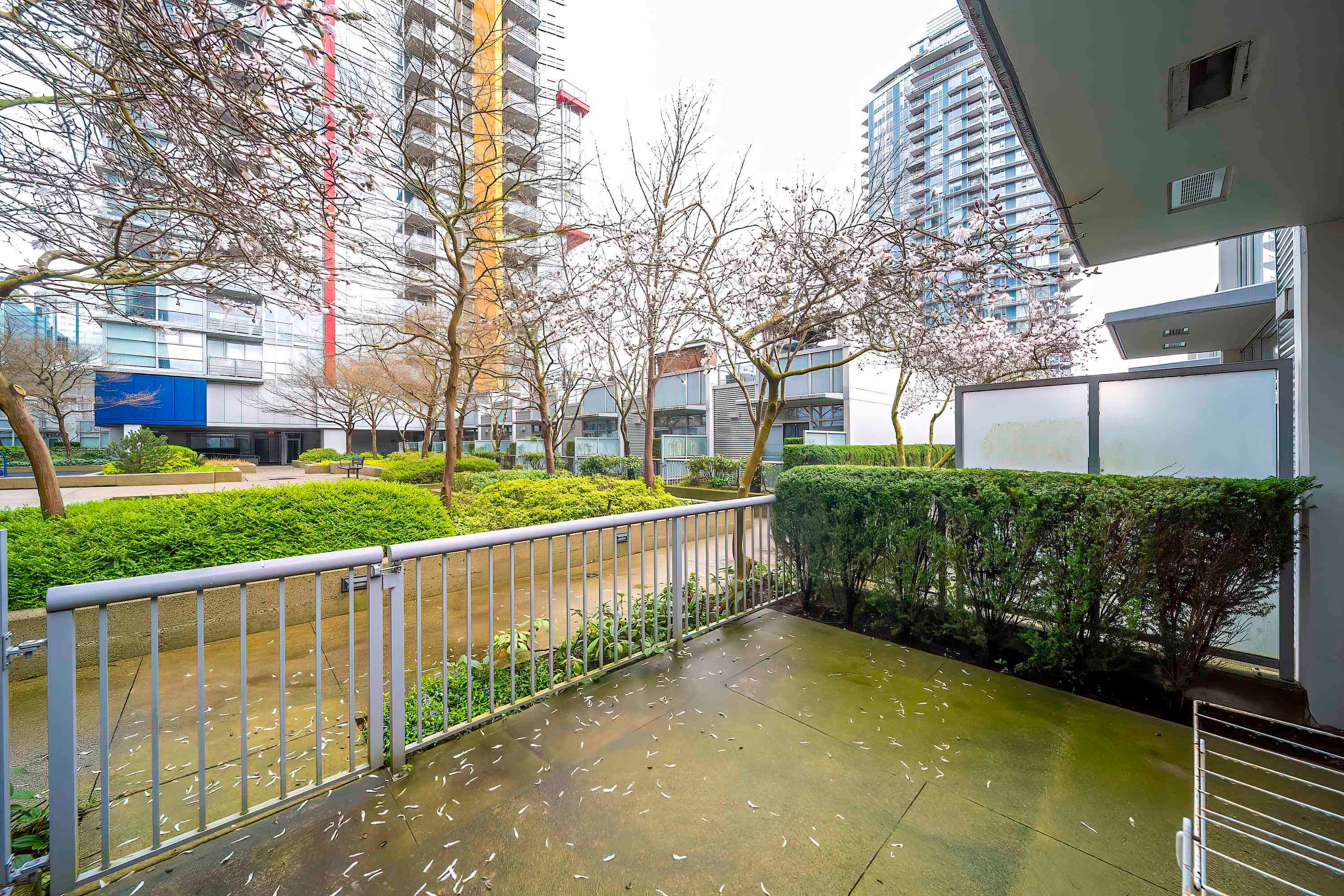 119 Regiment Square, Vancouver, BC