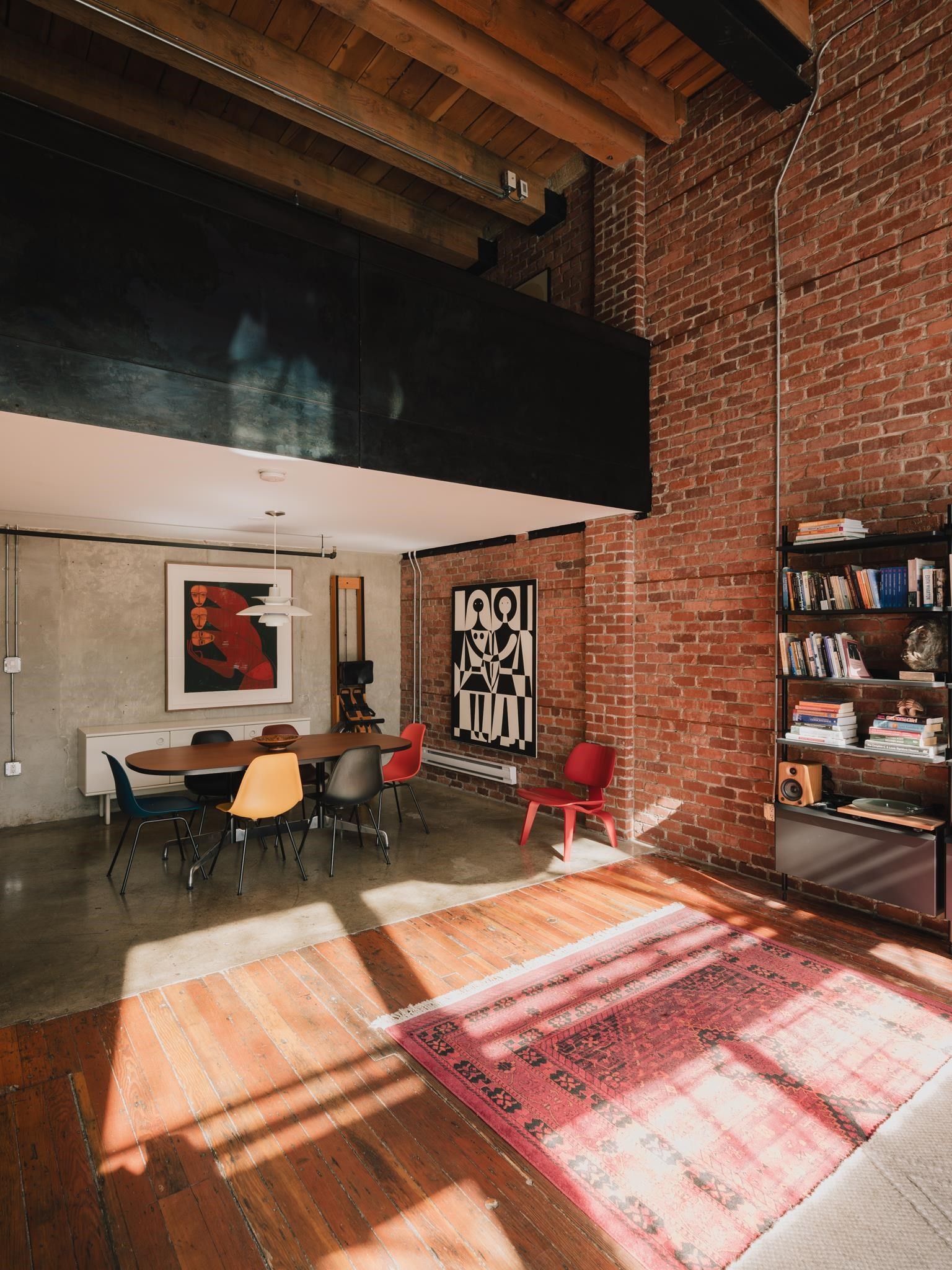 87 Cordova Street E, Vancouver, BC