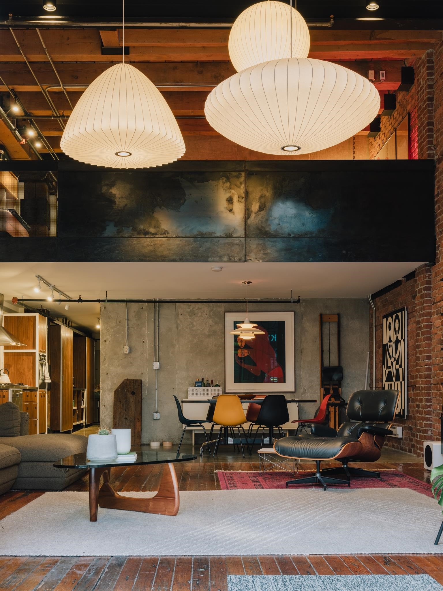 87 Cordova Street E, Vancouver, BC