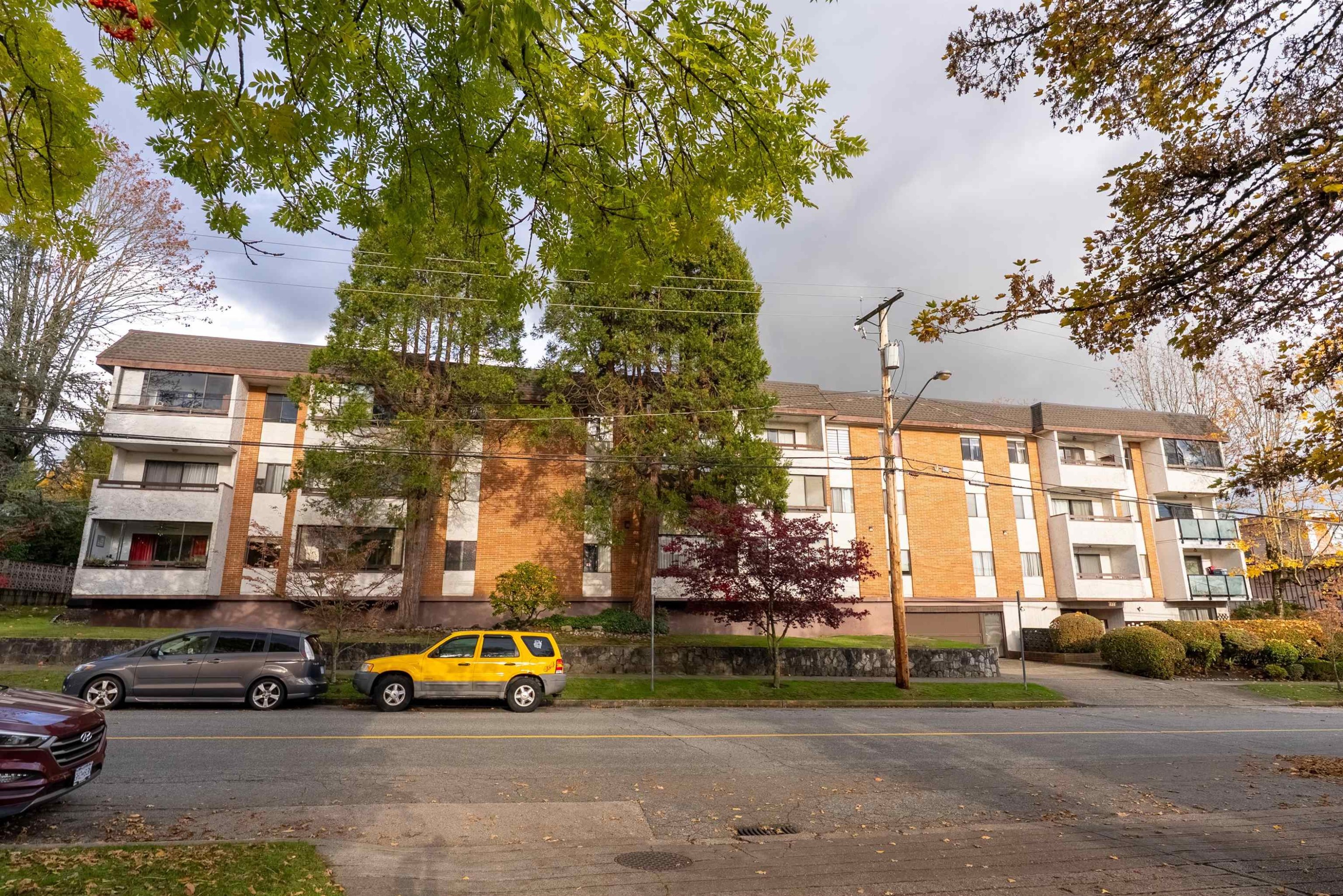 101-515 Eleventh Street, New Westminster, BC