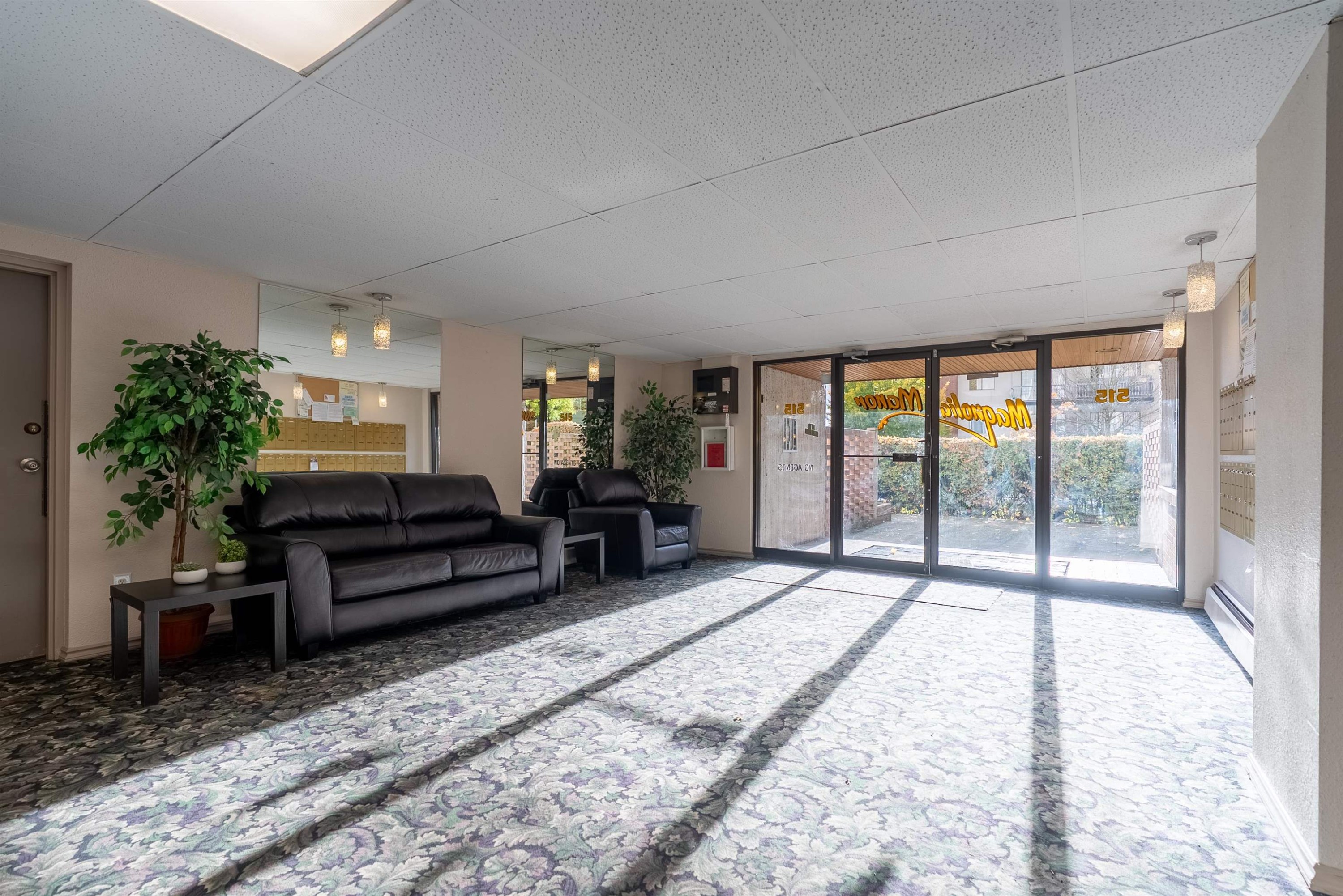 101-515 Eleventh Street, New Westminster, BC