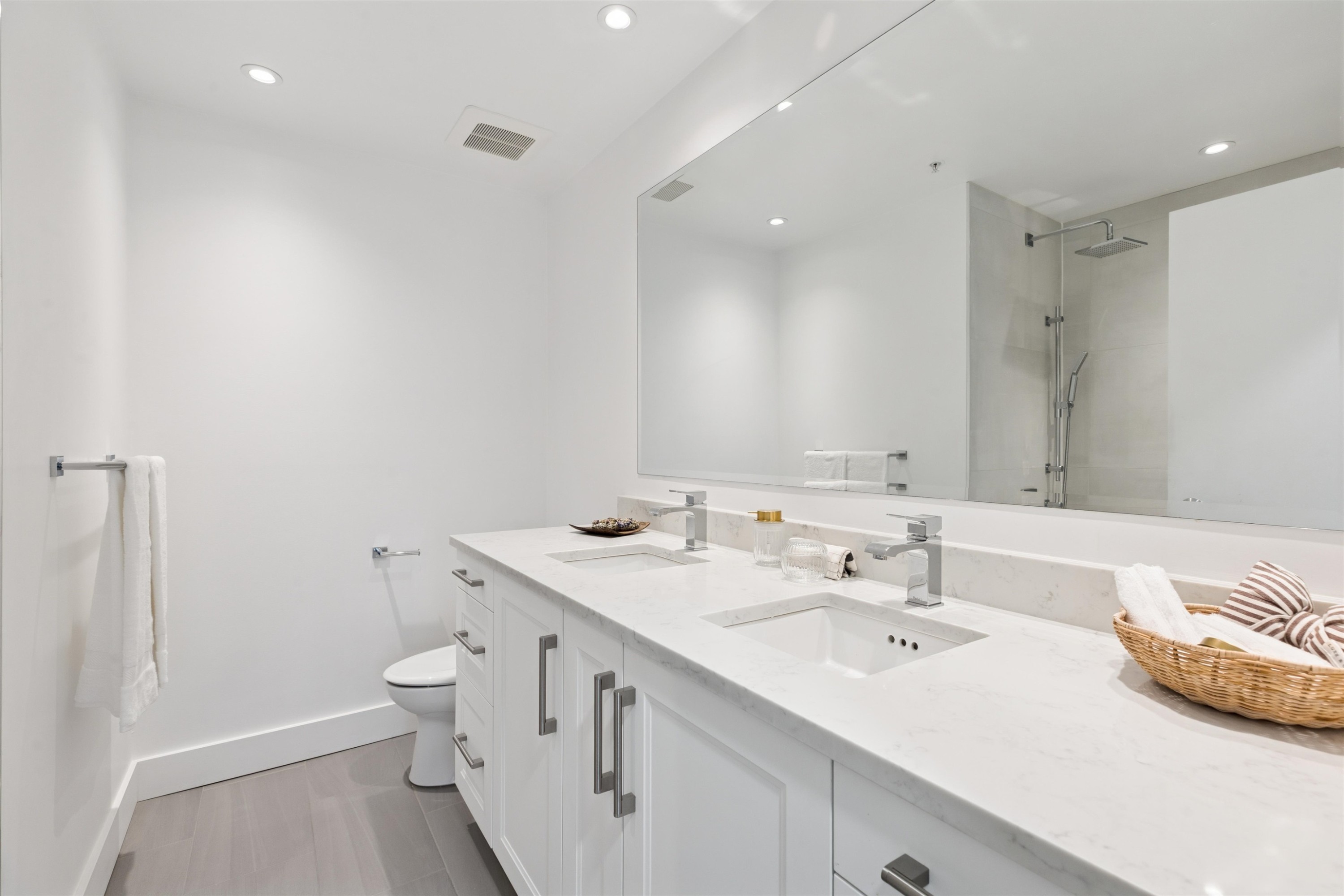 2288 Redbud Lane, Vancouver, BC