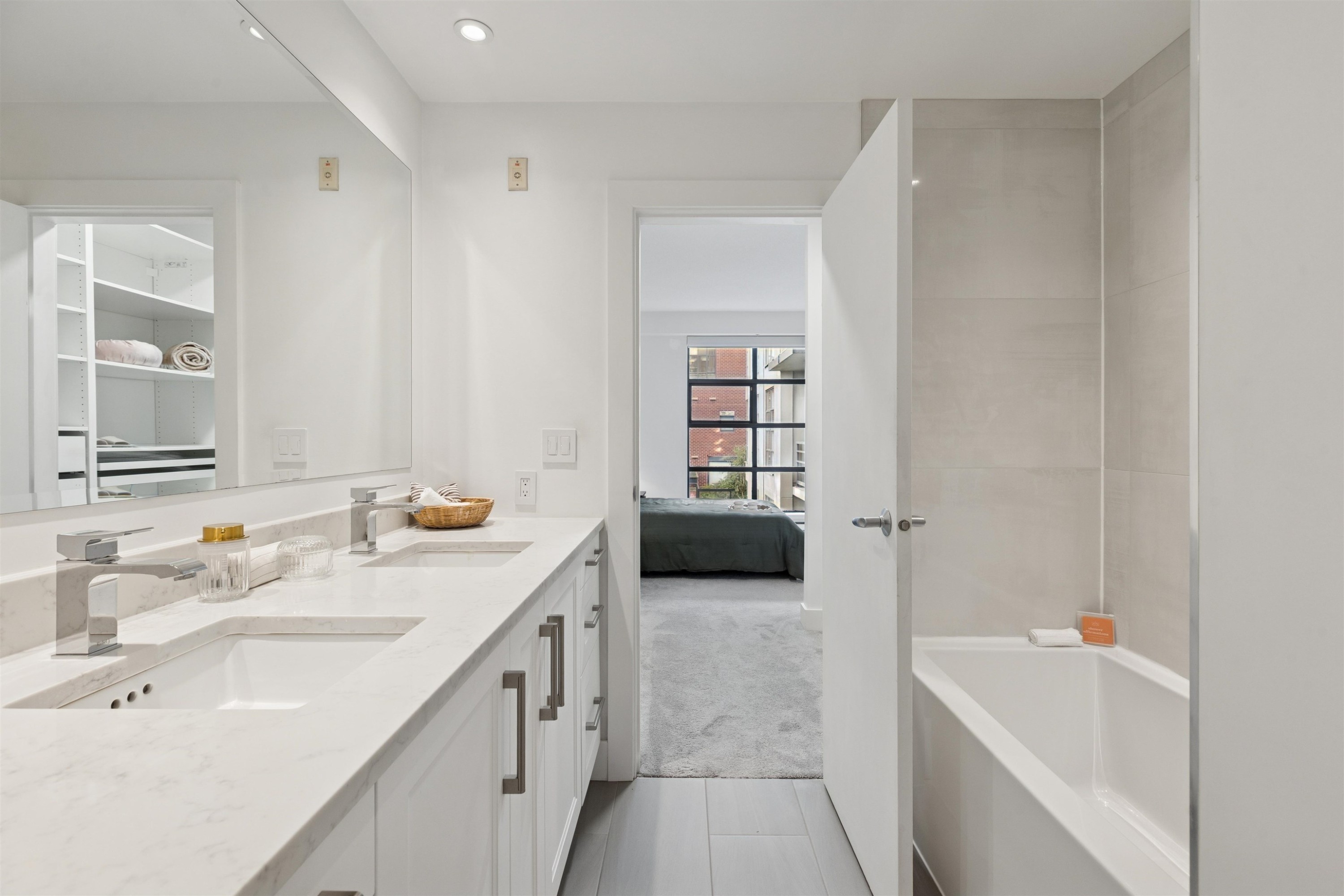 2288 Redbud Lane, Vancouver, BC