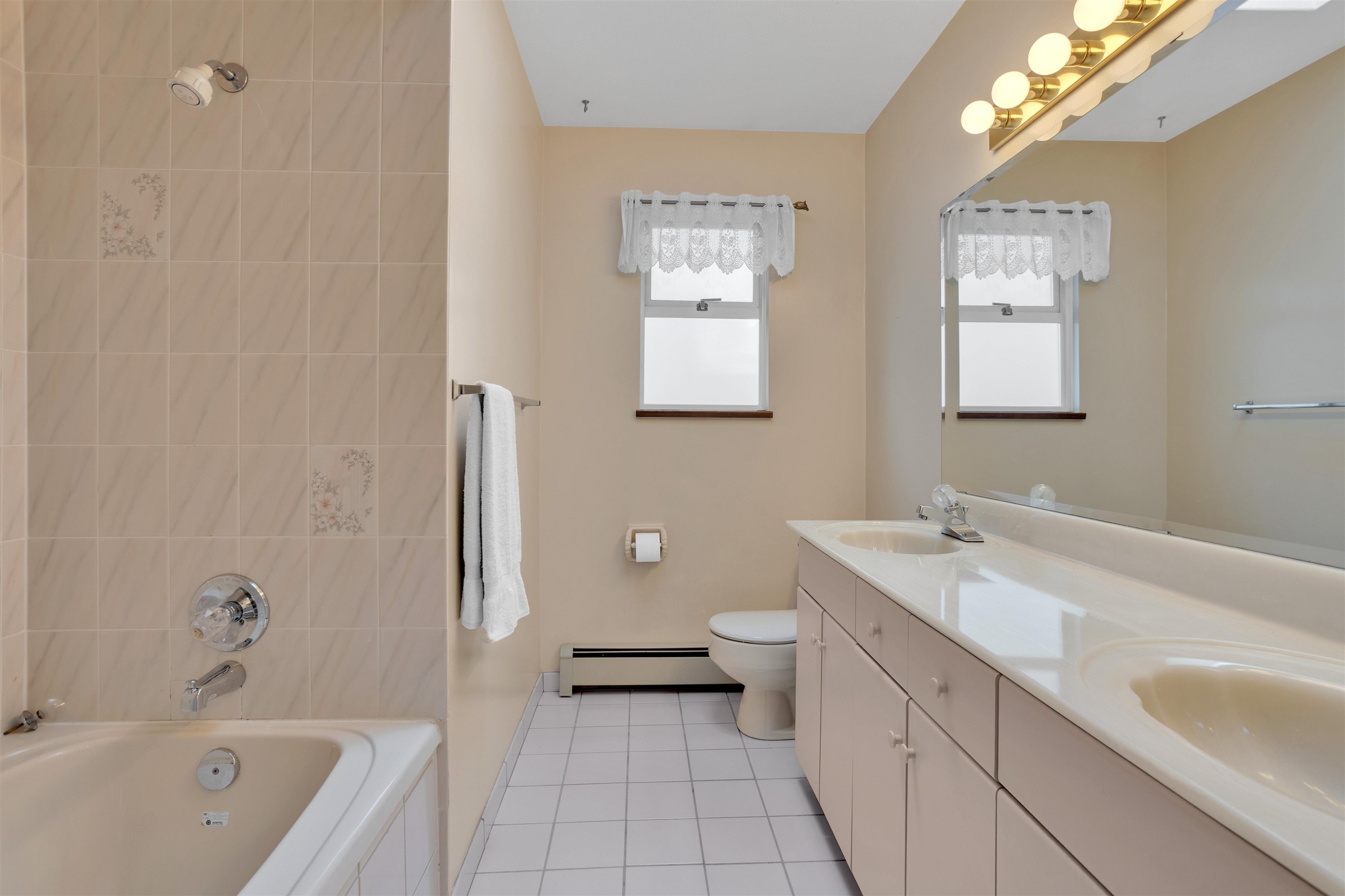 3240 Clive Avenue, Vancouver, BC