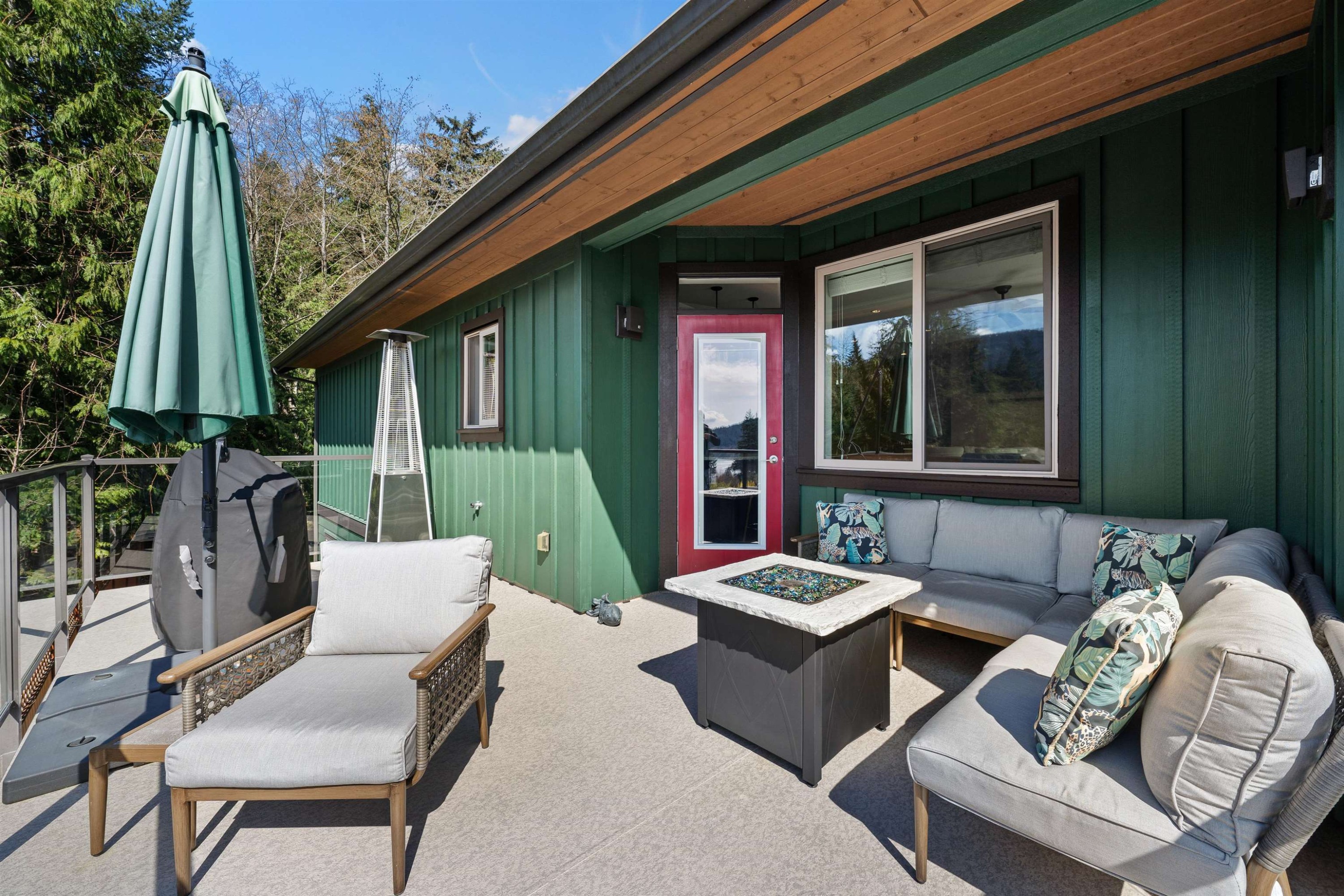 746 Upper Crescent, Squamish, BC