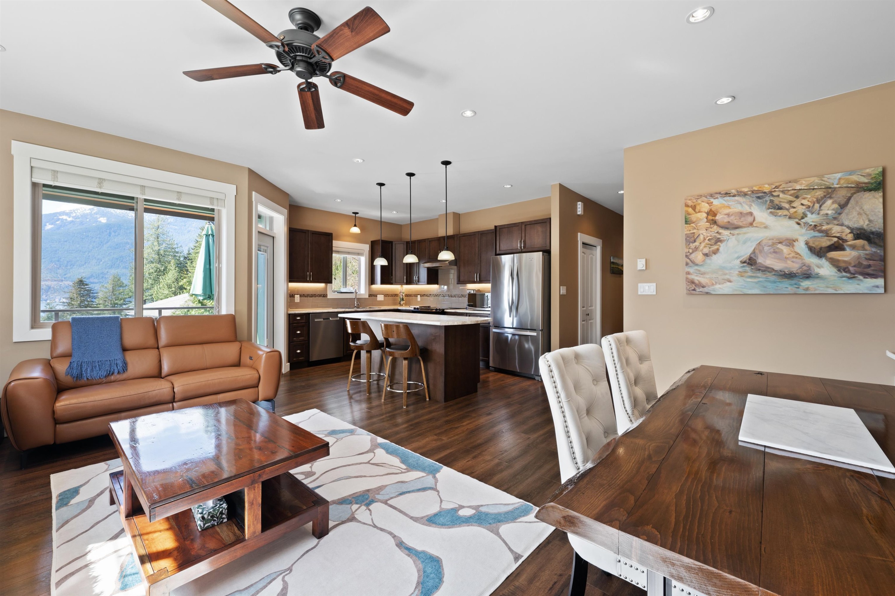 746 Upper Crescent, Squamish, BC