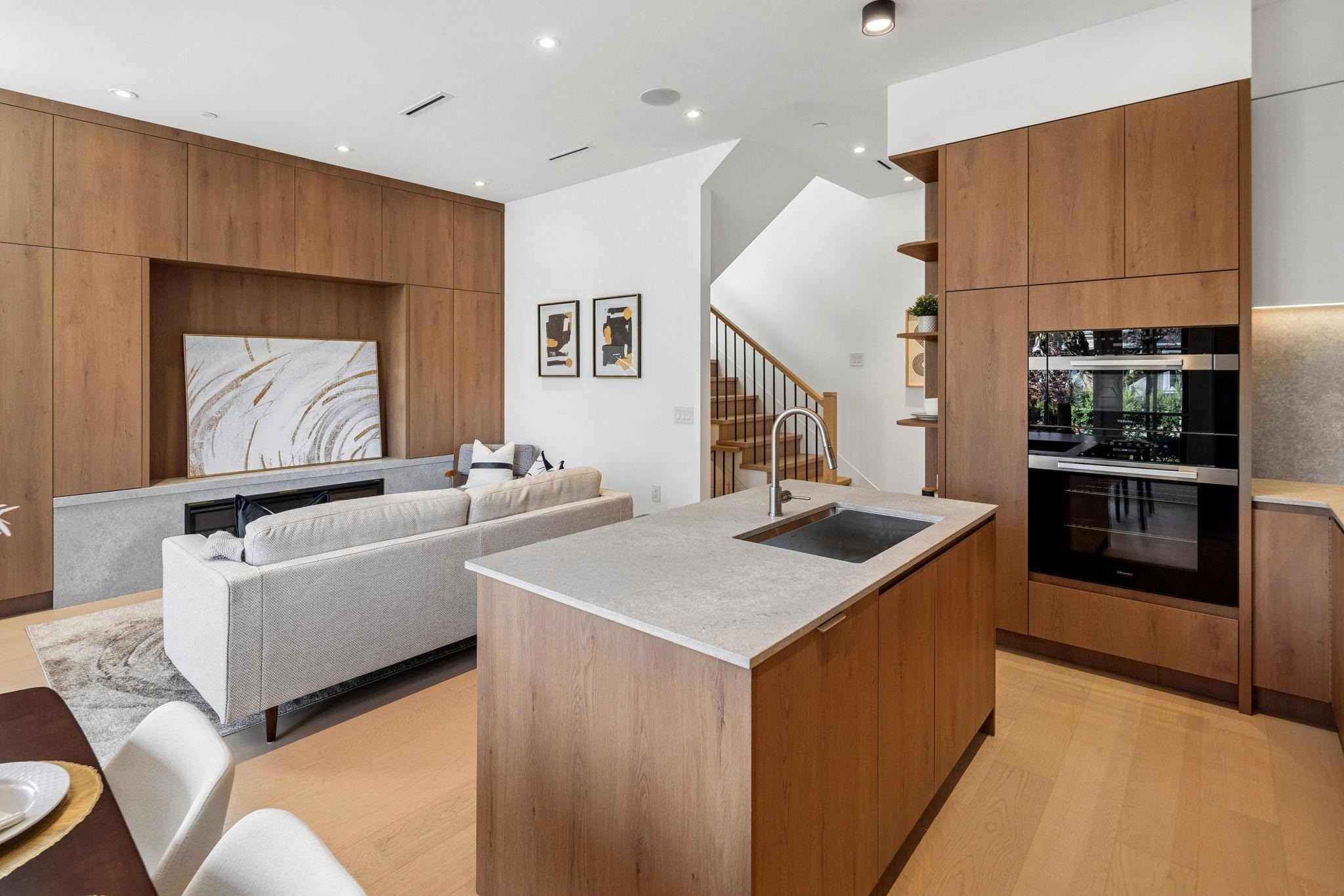 1-3642 West 20Th Avenue, Vancouver, BC
