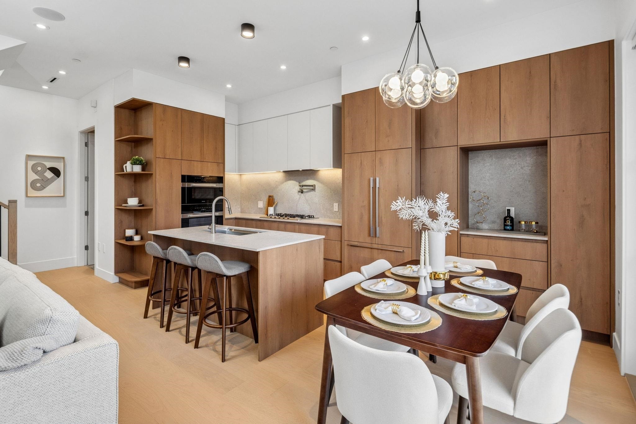 1-3642 West 20Th Avenue, Vancouver, BC