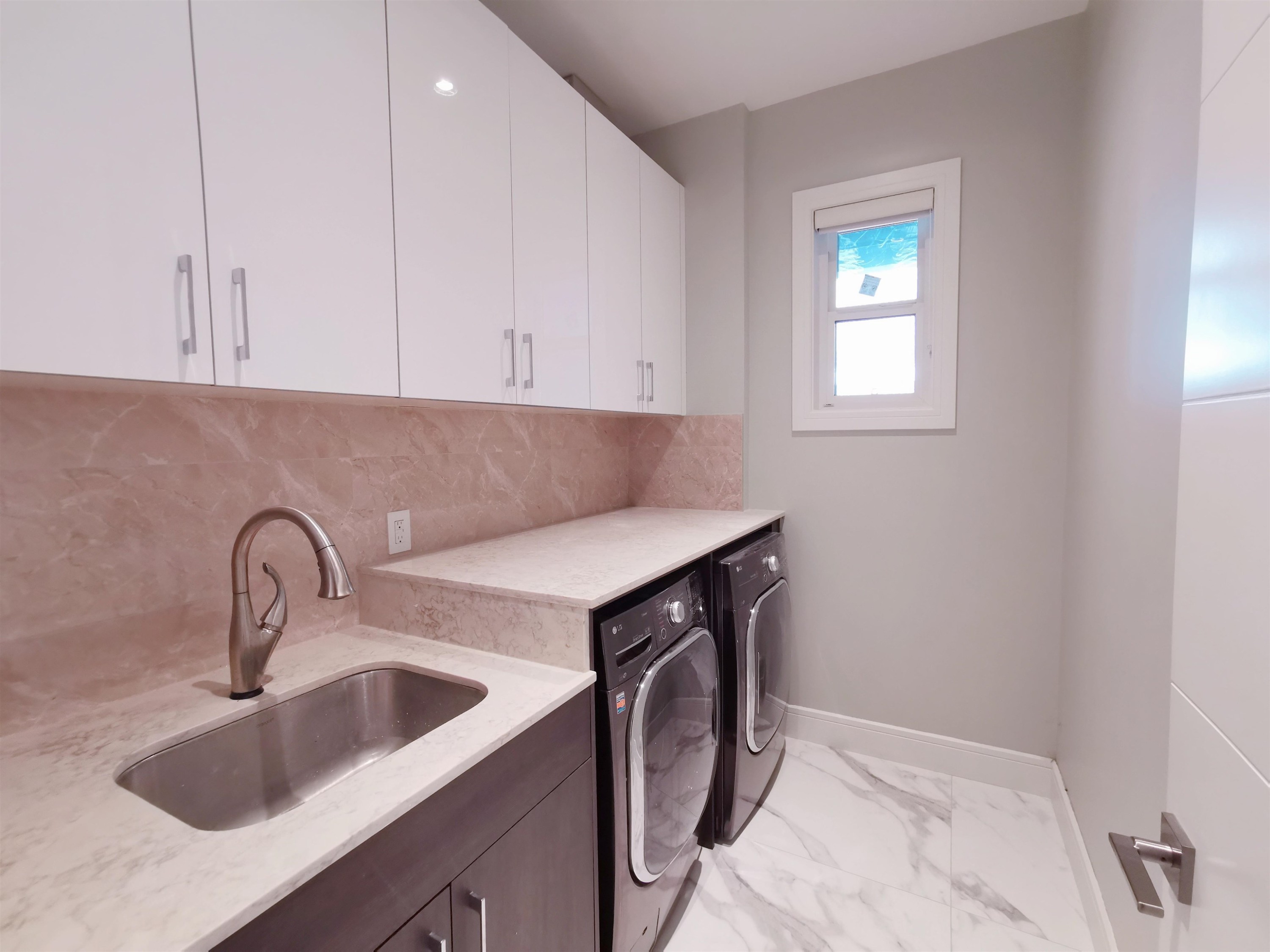 3291 Ullsmore Avenue, Richmond, BC