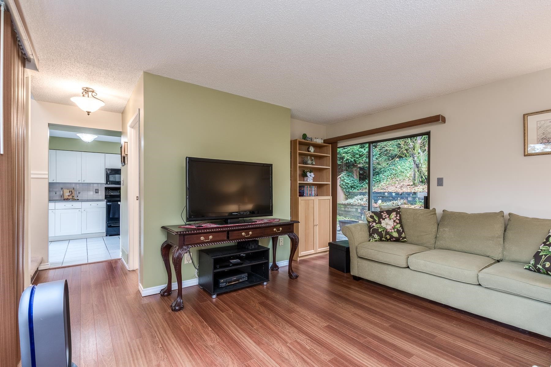 507 Cambridge Way, Port Moody, BC