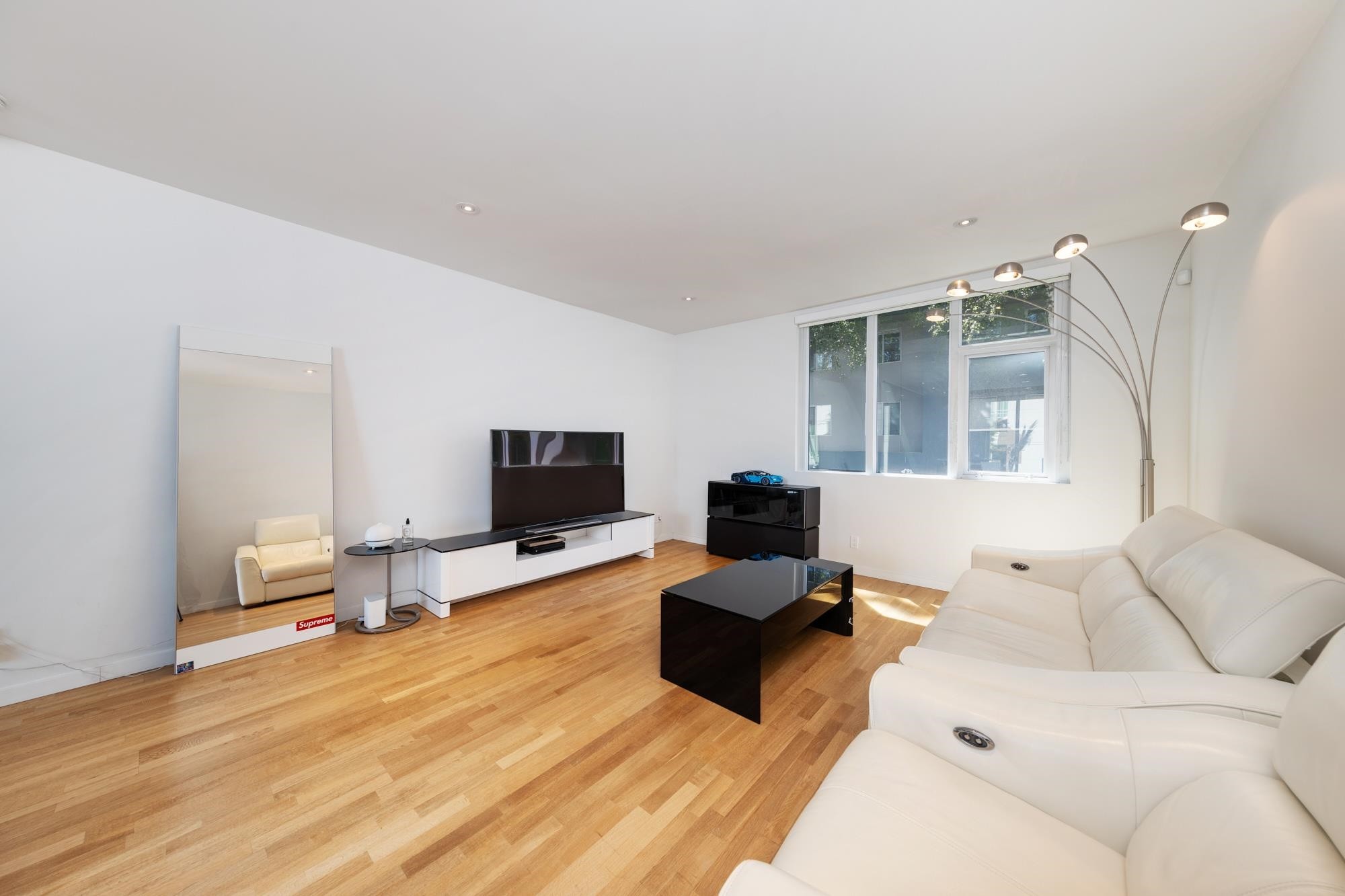 2216 Willow Street, Vancouver, BC