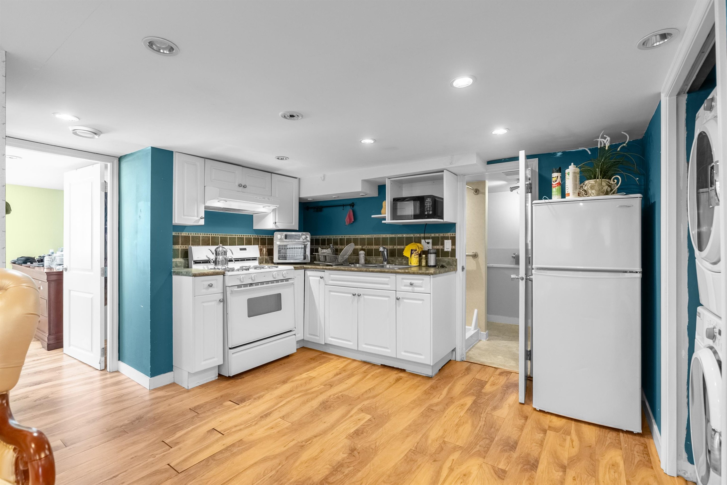 4405 9Th Avenue W, Vancouver, BC
