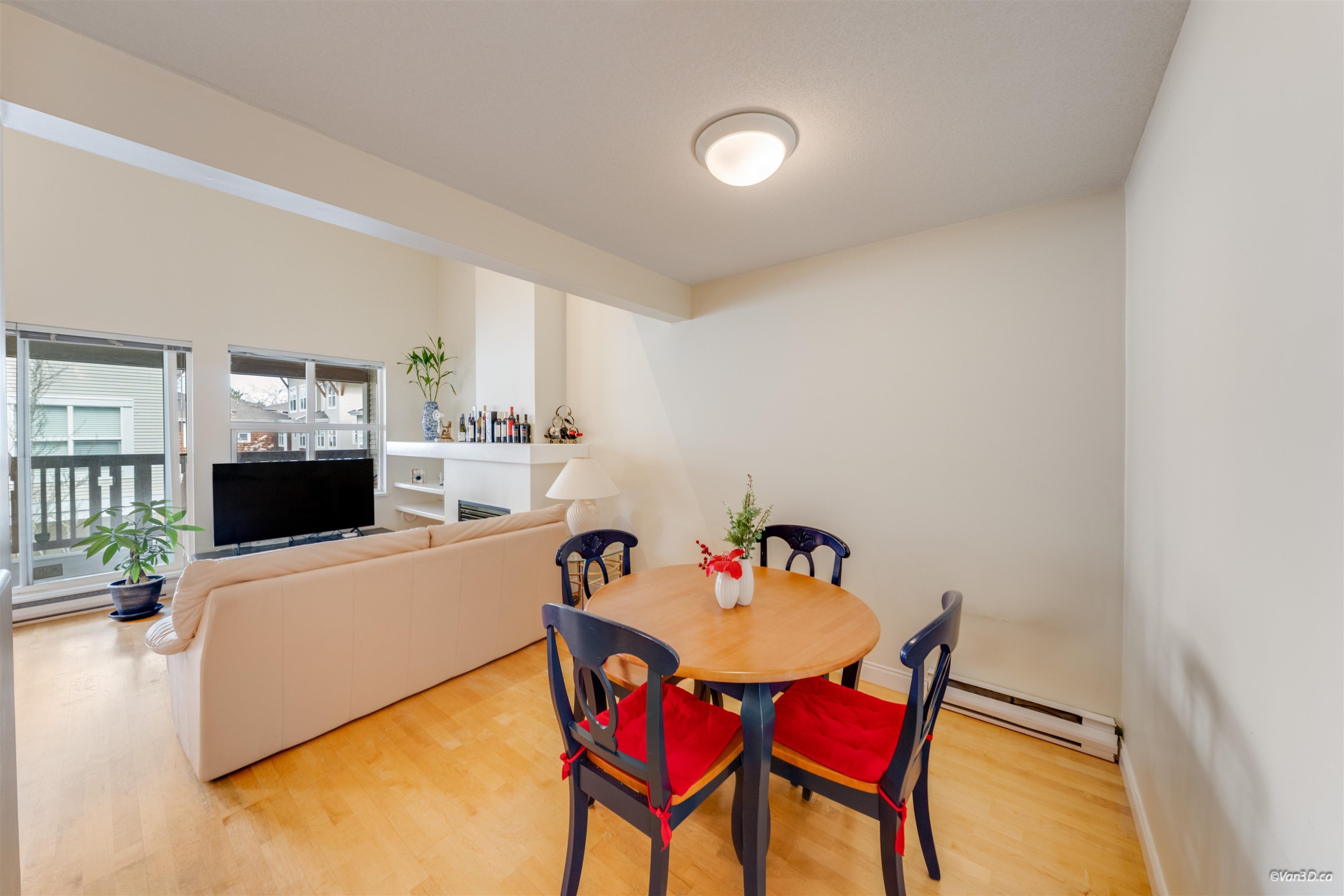 20-7111 Lynnwood Drive, Richmond, BC