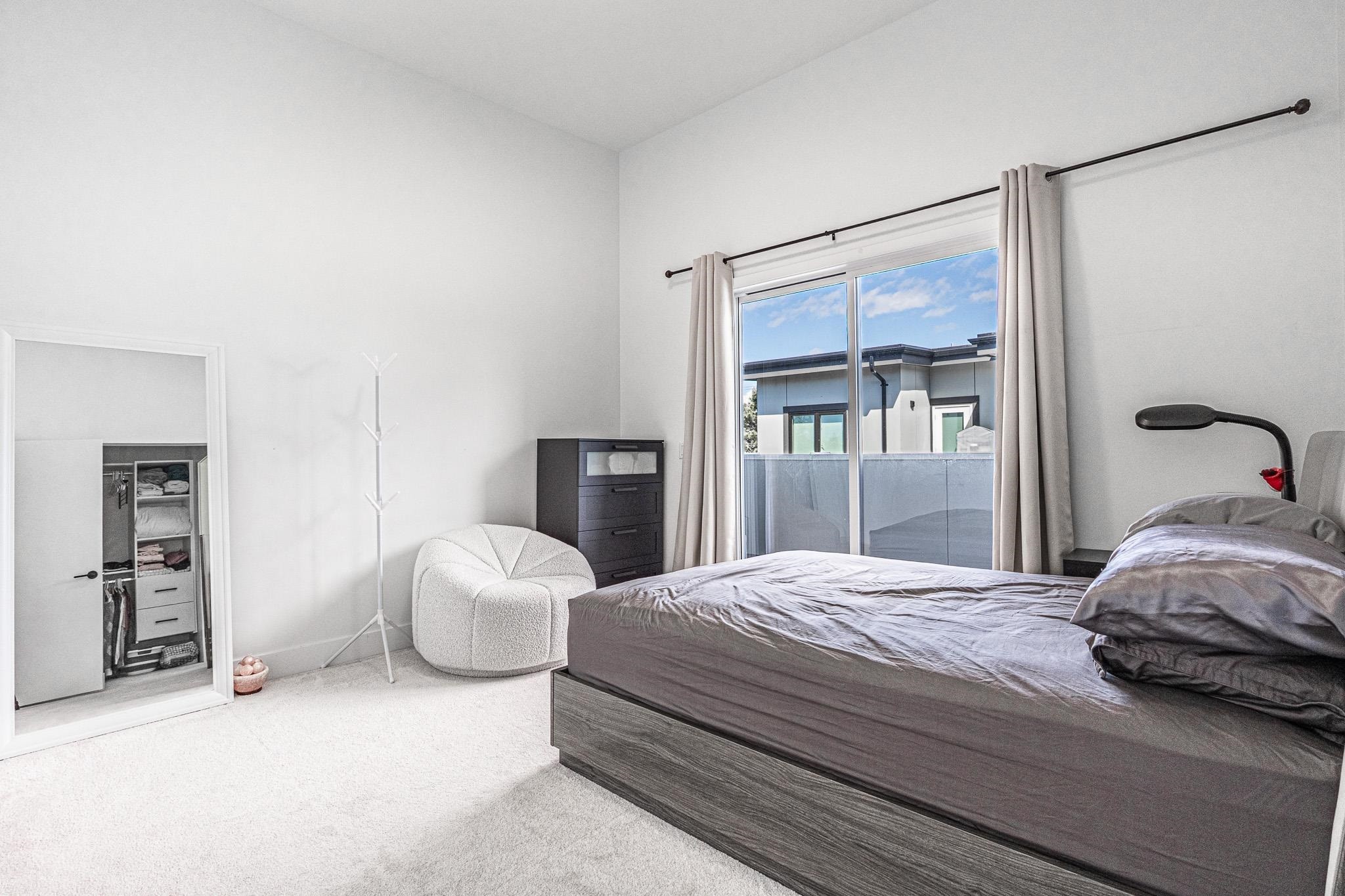 4-9099 No. 2 Road, Richmond, BC