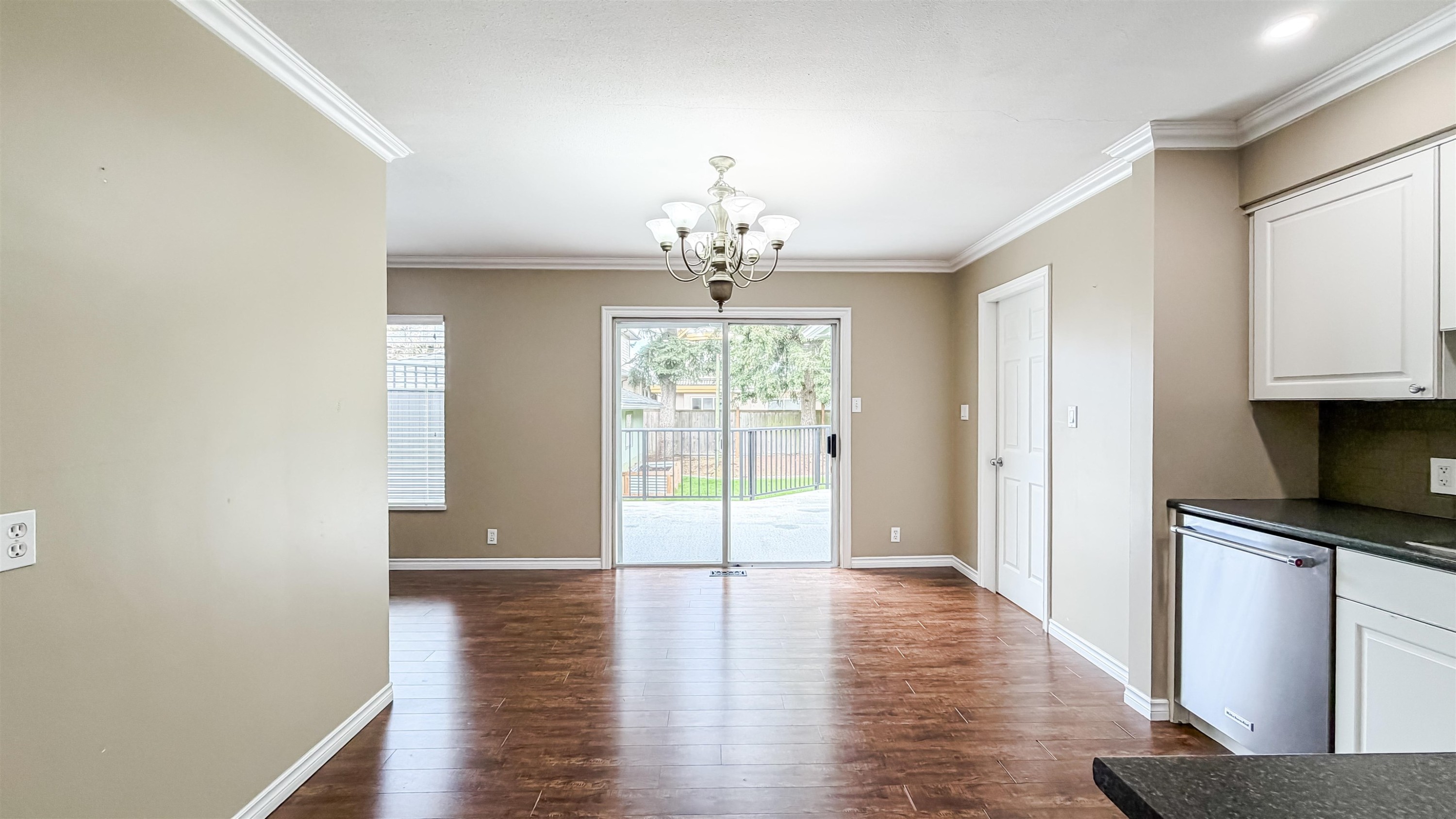 8671 Mowbray Road, Richmond, BC