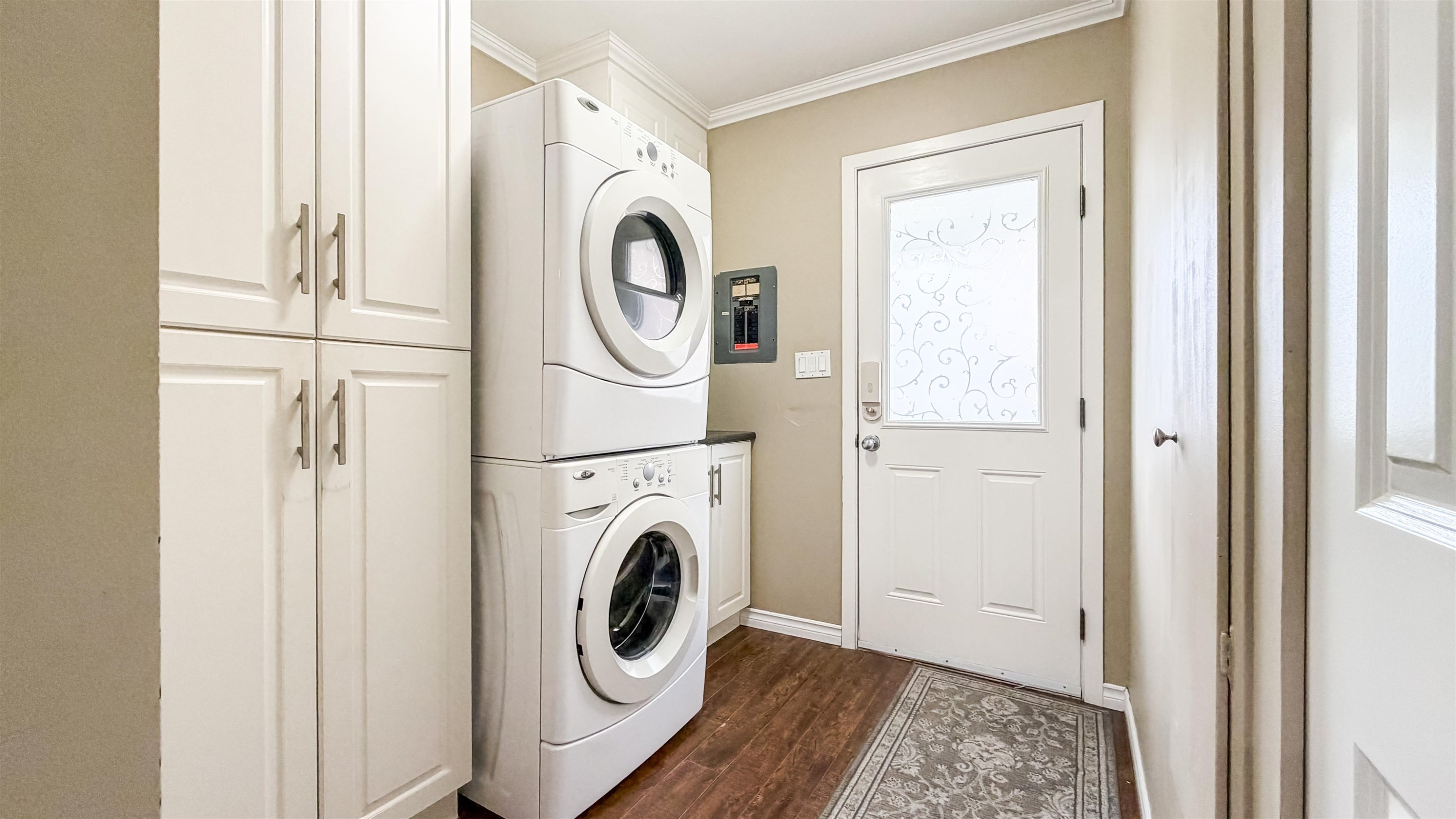 8671 Mowbray Road, Richmond, BC