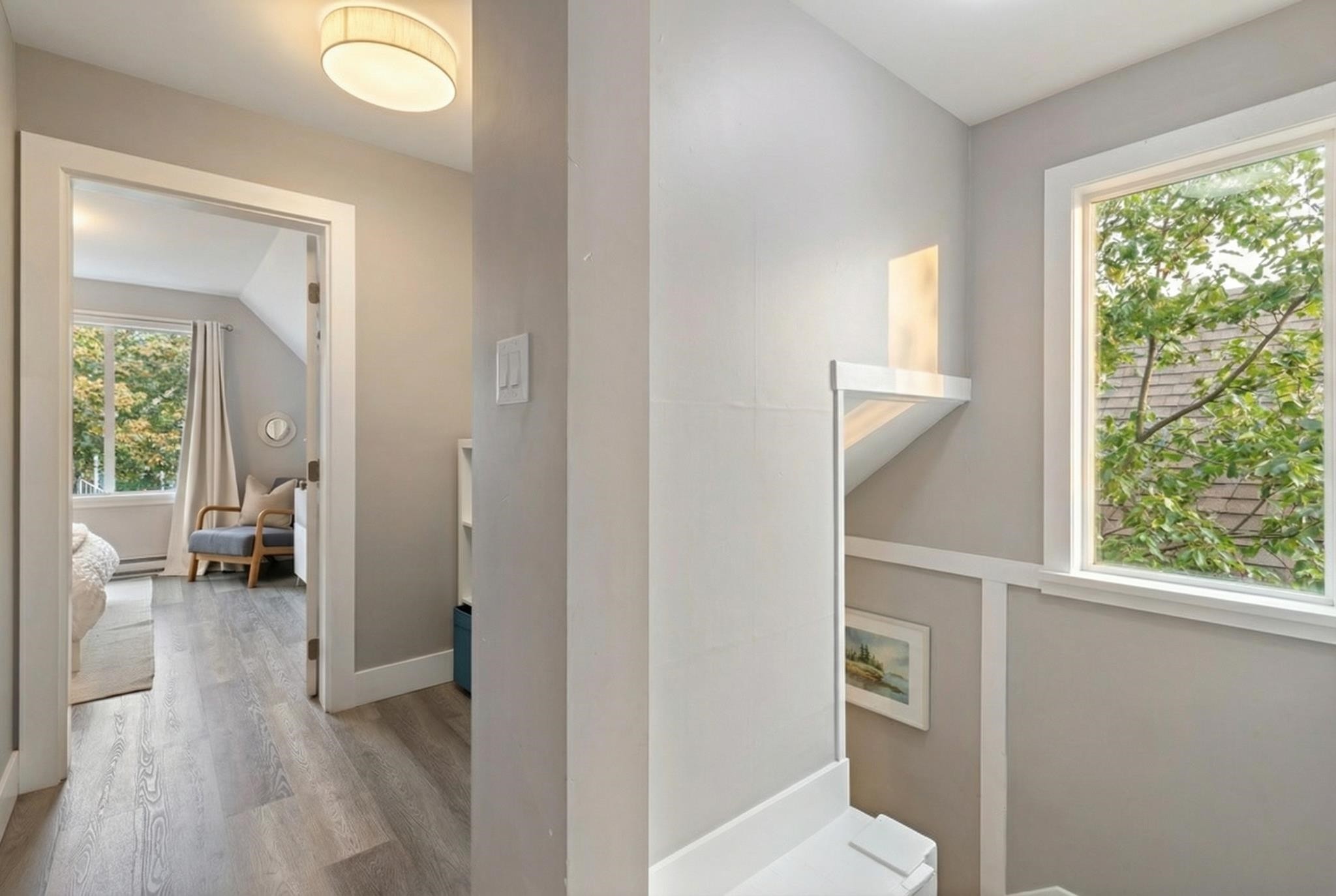 261 4Th Street E, North Vancouver, BC