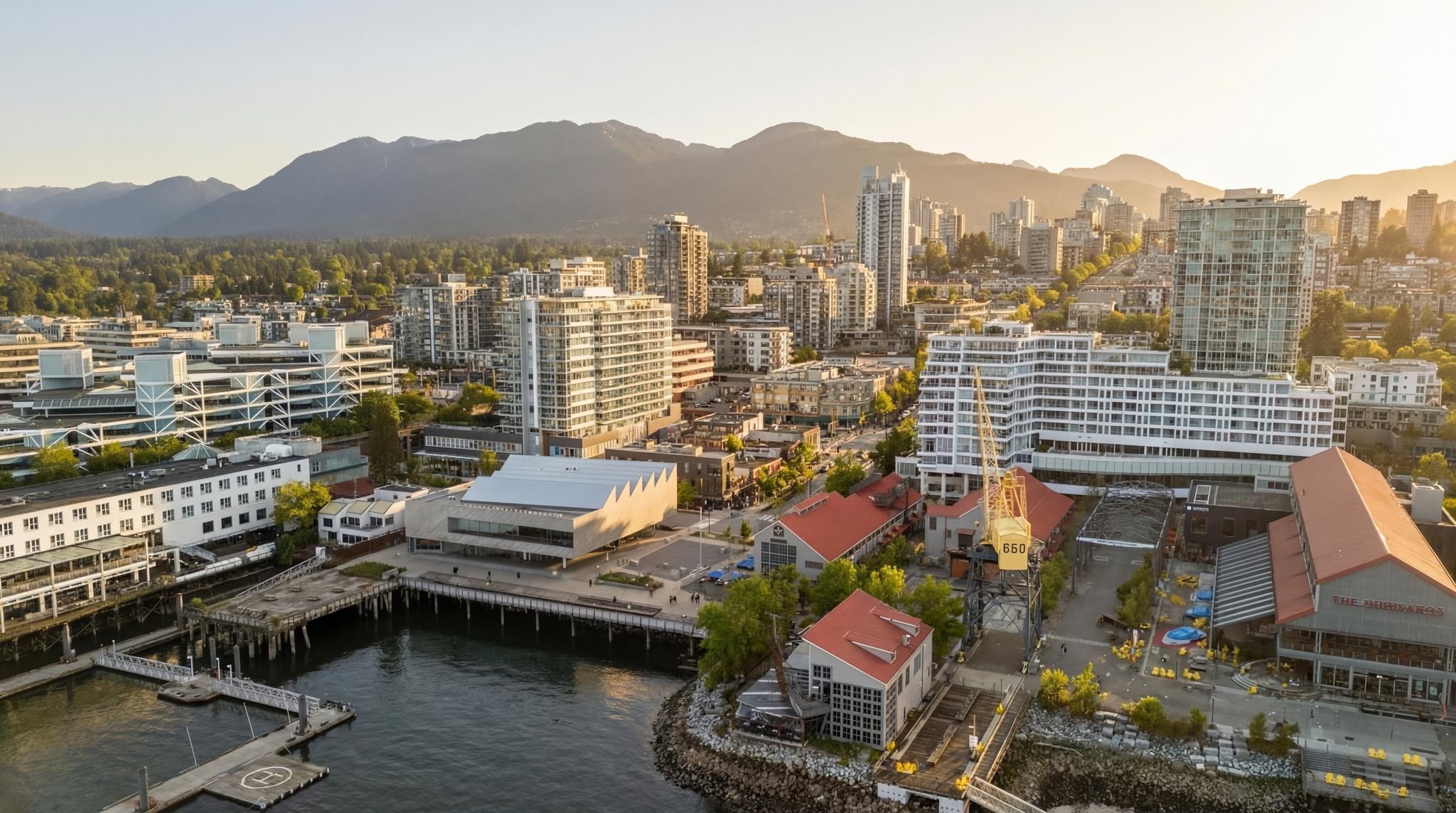 261 4Th Street E, North Vancouver, BC