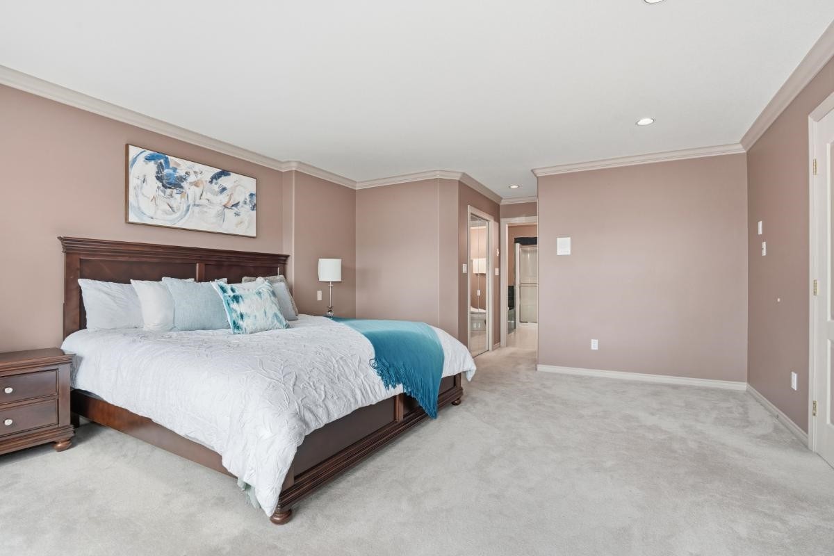 4493 Epps Avenue, North Vancouver, BC