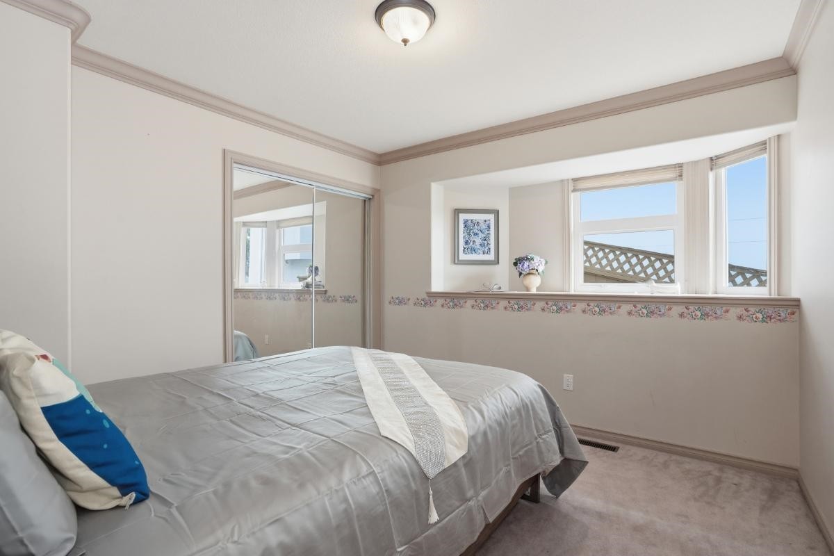 4493 Epps Avenue, North Vancouver, BC